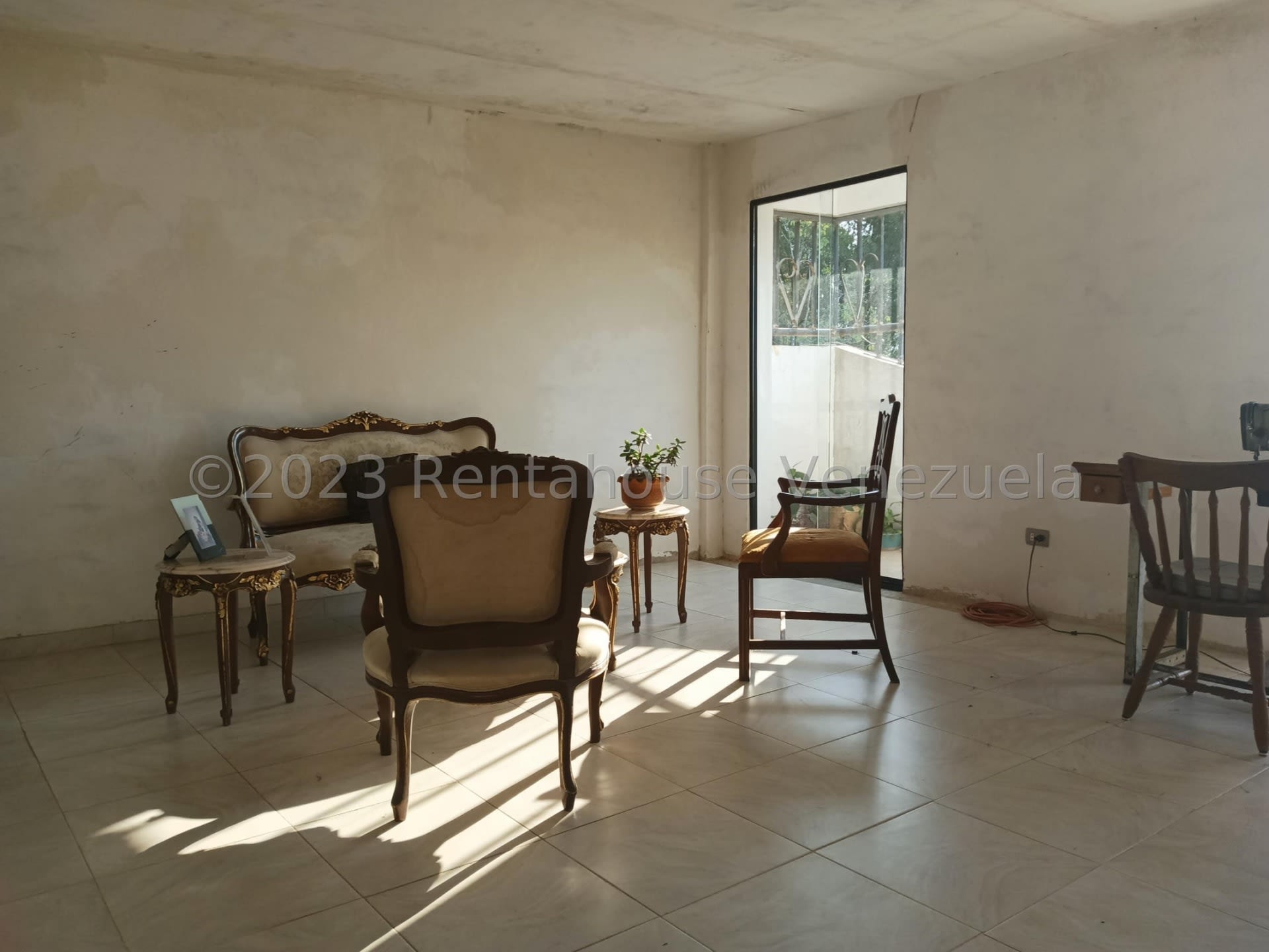 Terreno en venta en Caracas (Baruta), foto 4 de 12