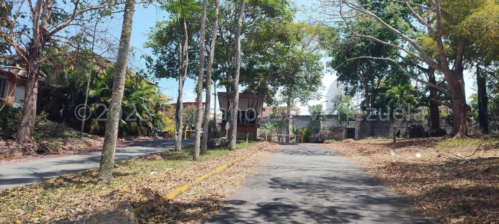 Terreno en venta en Caracas (El Hatillo), foto 2 de 11