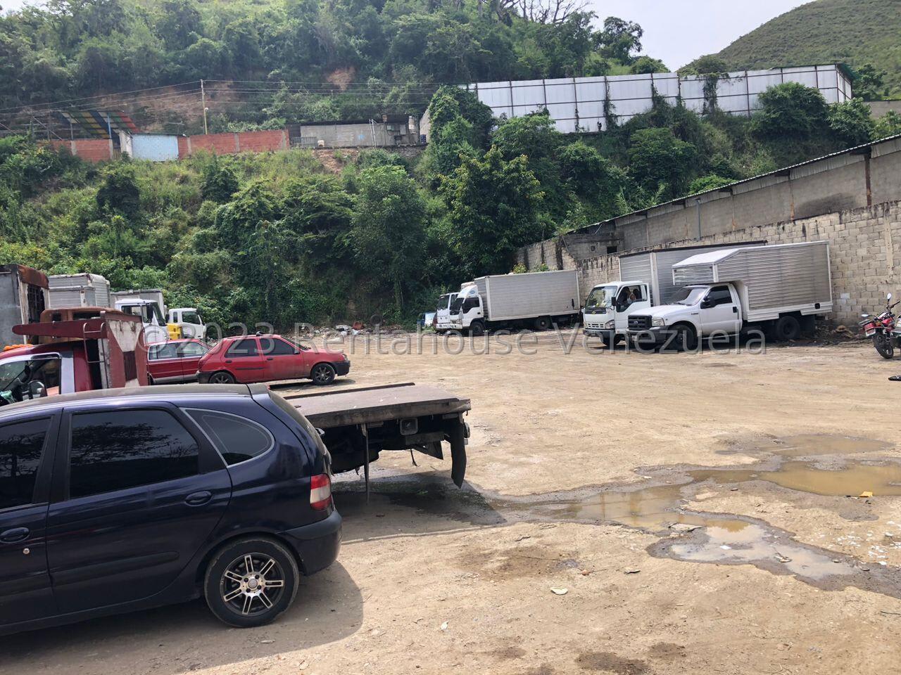 Terreno en venta en Caracas (Macarao), foto 2 de 4