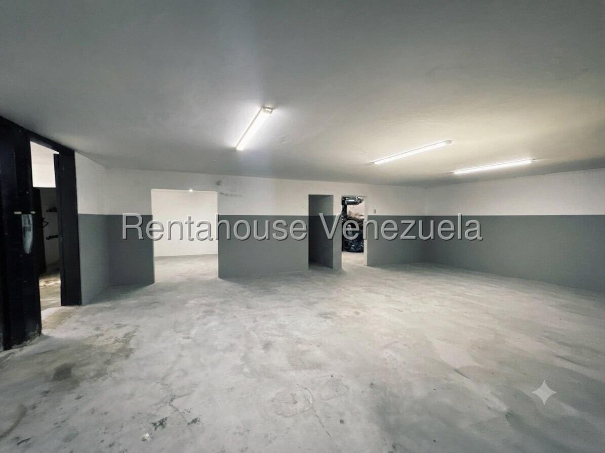 Local comercial en alquiler en Caracas (Colinas de Bello Monte), foto 2 de 12