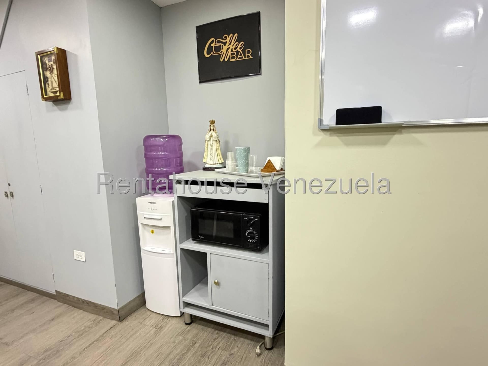 Local comercial en alquiler en Caracas (El Cafetal), foto 4 de 11