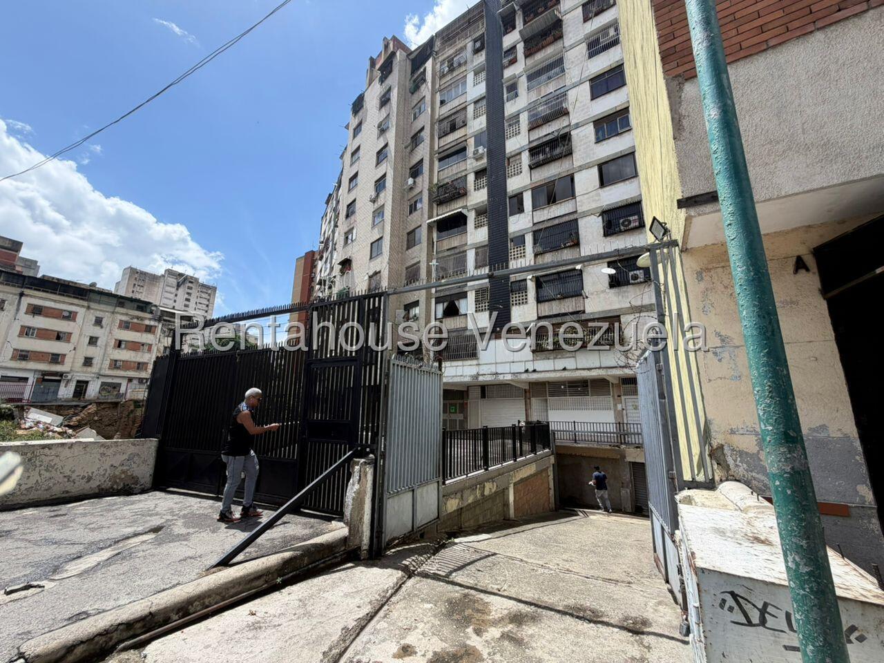 Local comercial en venta en Caracas (Parroquia Altagracia), foto 3 de 12