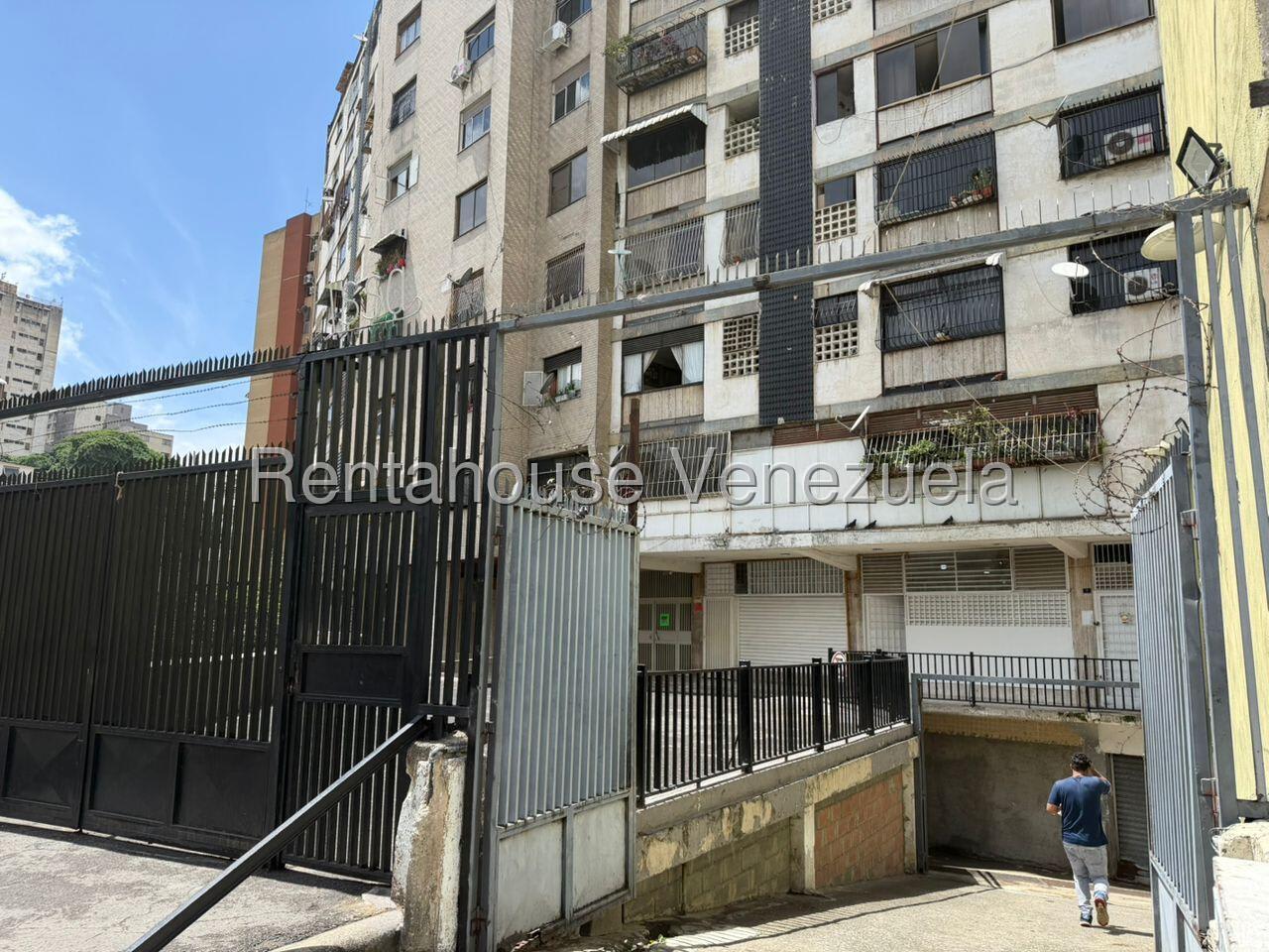 Local comercial en venta en Caracas (Parroquia Altagracia), foto 2 de 12