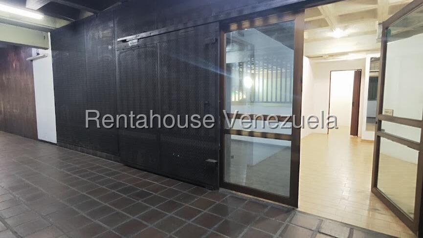 Local comercial en venta en Caracas (Los Dos Caminos), foto 2 de 11