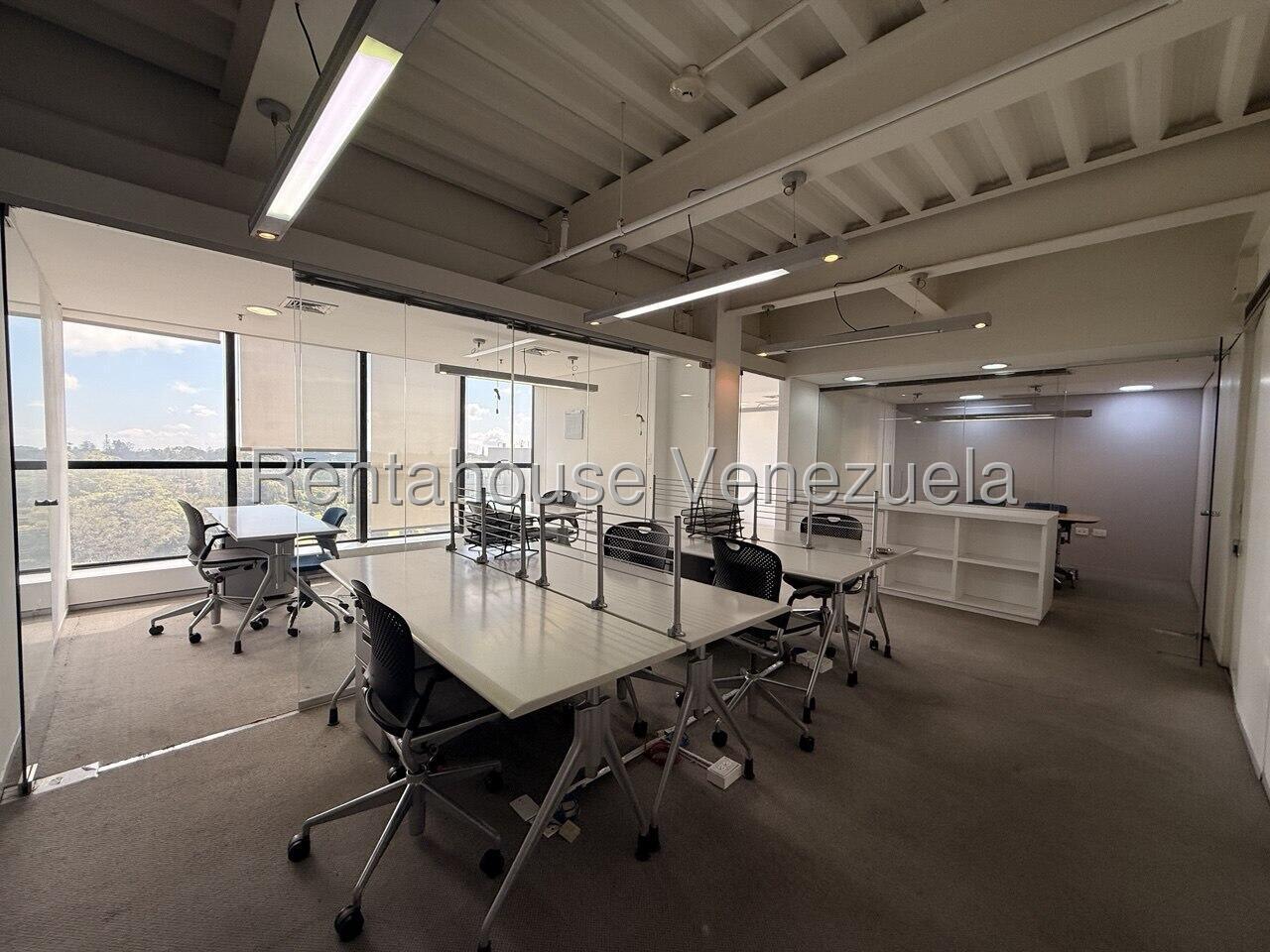 Oficina en venta en Caracas (La Lagunita Country Club), foto 2 de 12
