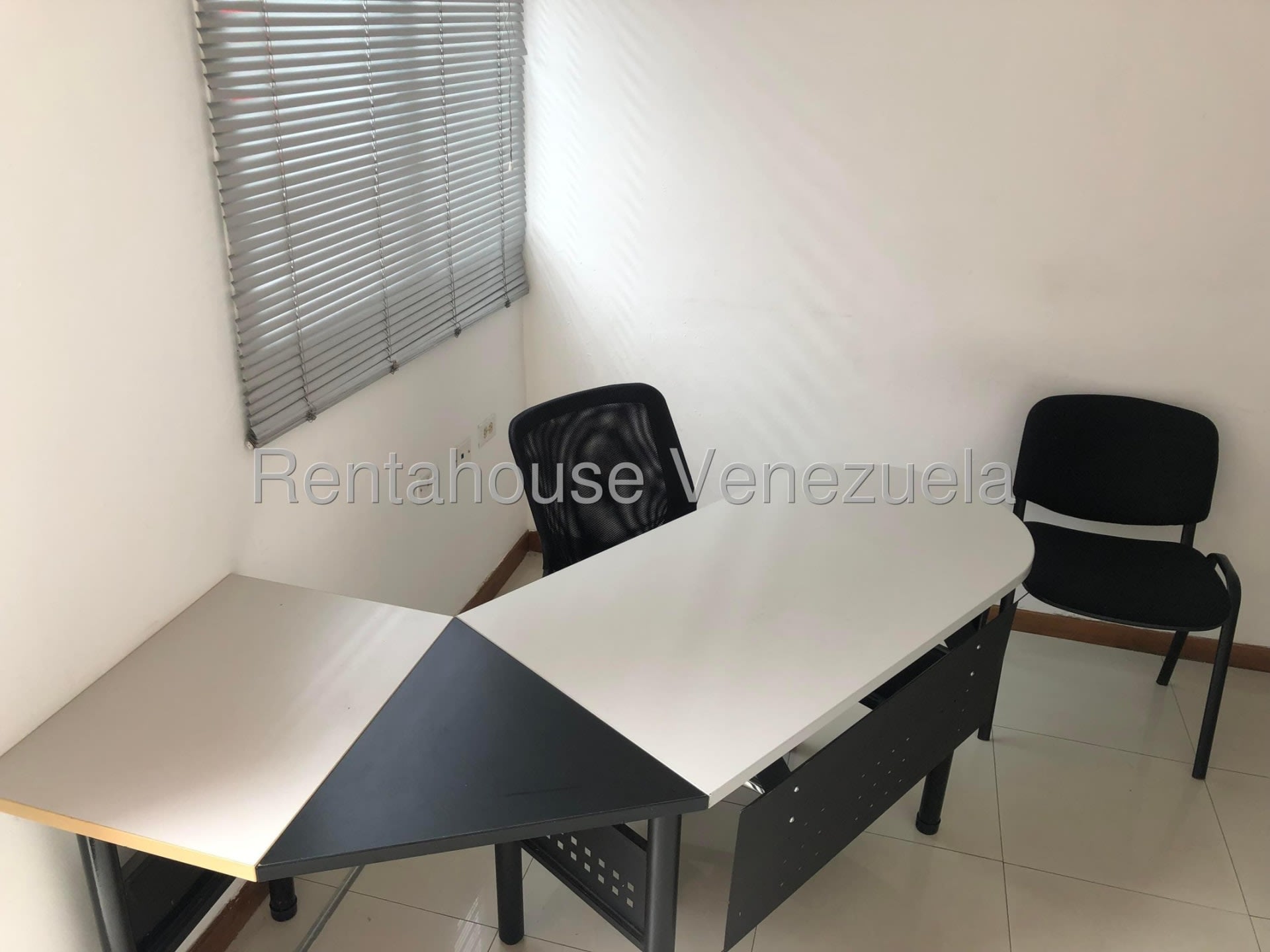 Oficina en alquiler en Caracas (La Trinidad), foto 2 de 9