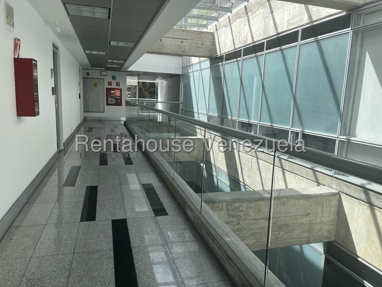 Local comercial en alquiler en Caracas (La Trinidad), foto 1 de 8