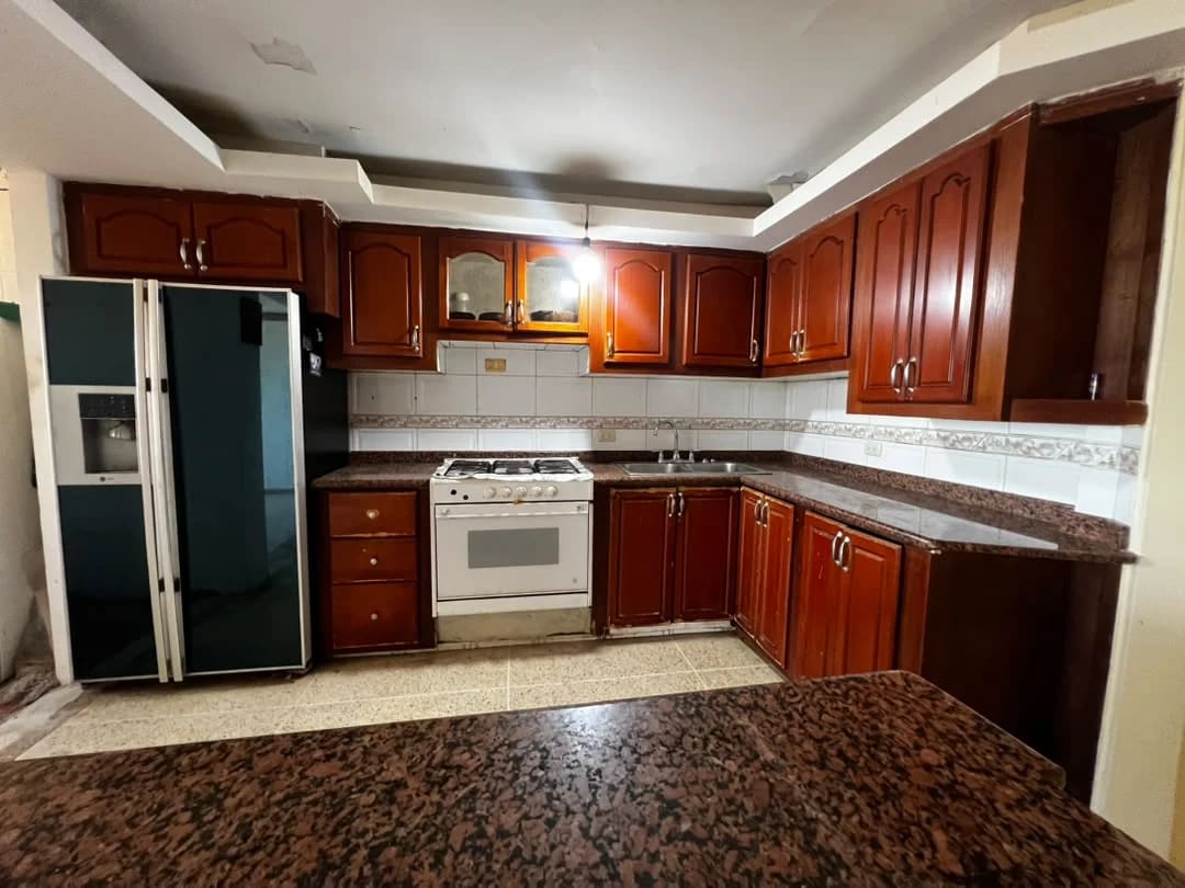 Apartamento en venta en Maracaibo (Sector Milagro Norte), foto 4 de 12