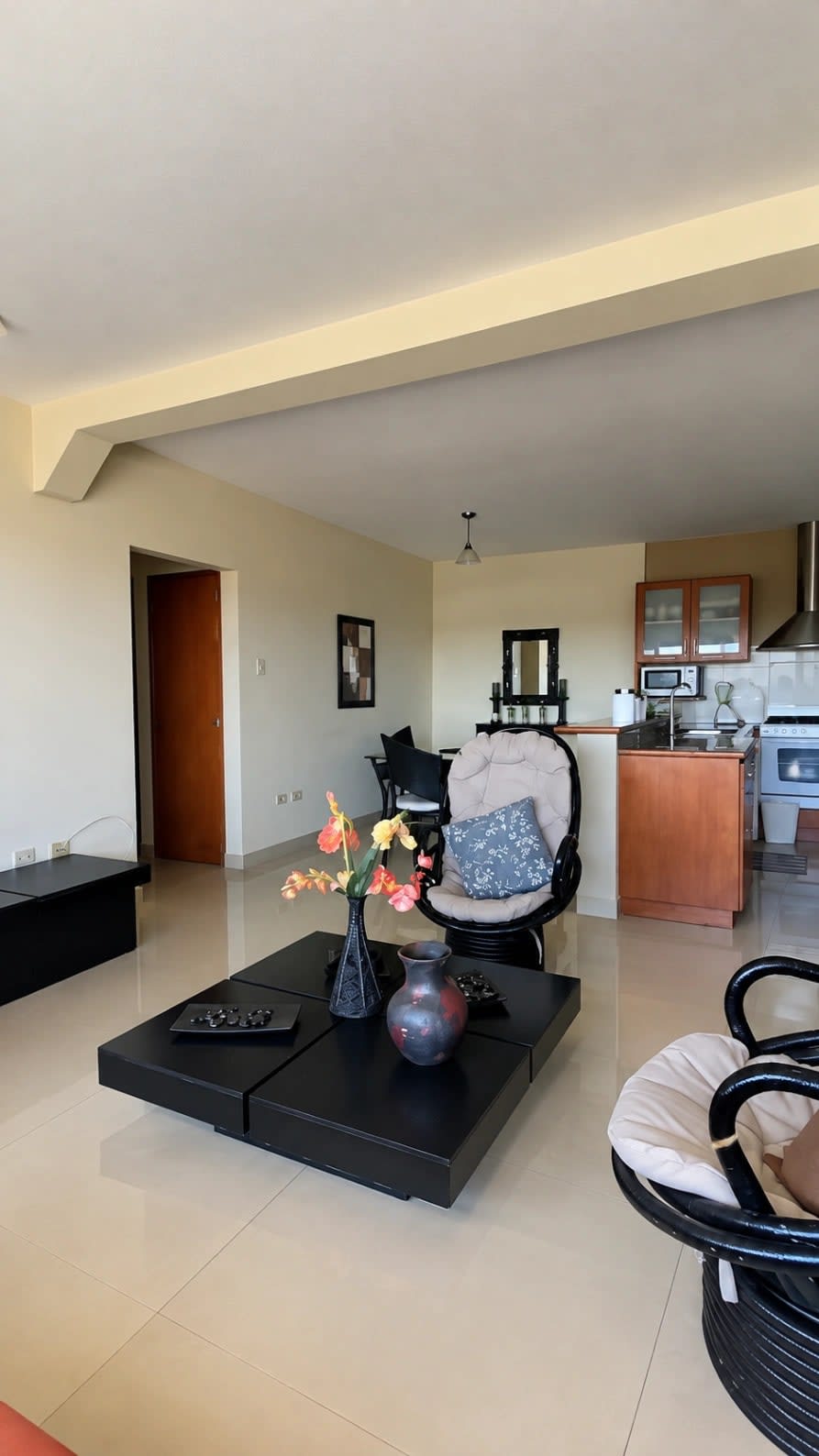 Apartamento en venta en Maracaibo (Av El Milagros), foto 4 de 12