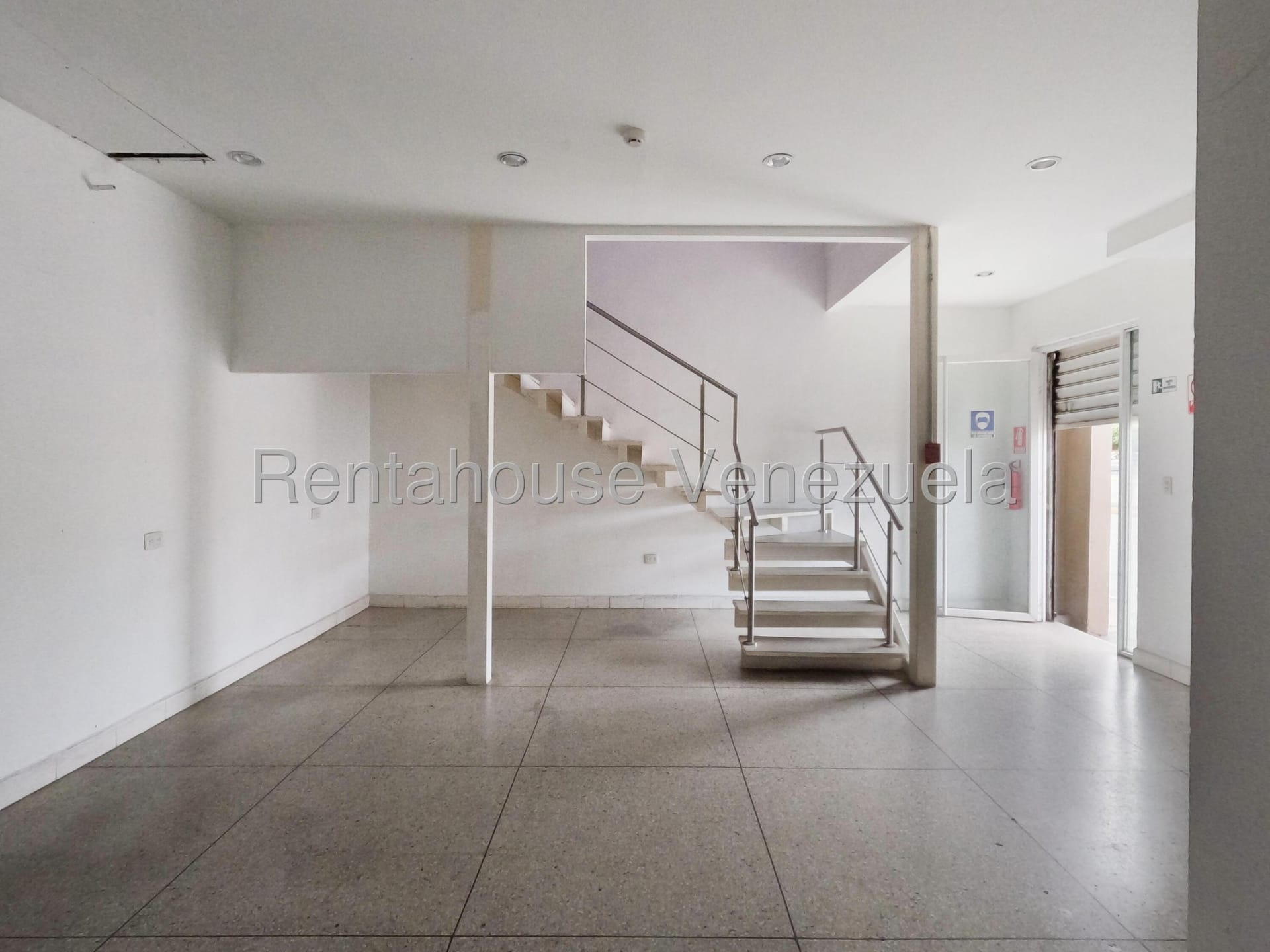 Local comercial en venta en Cabudare (La Mata), foto 4 de 12