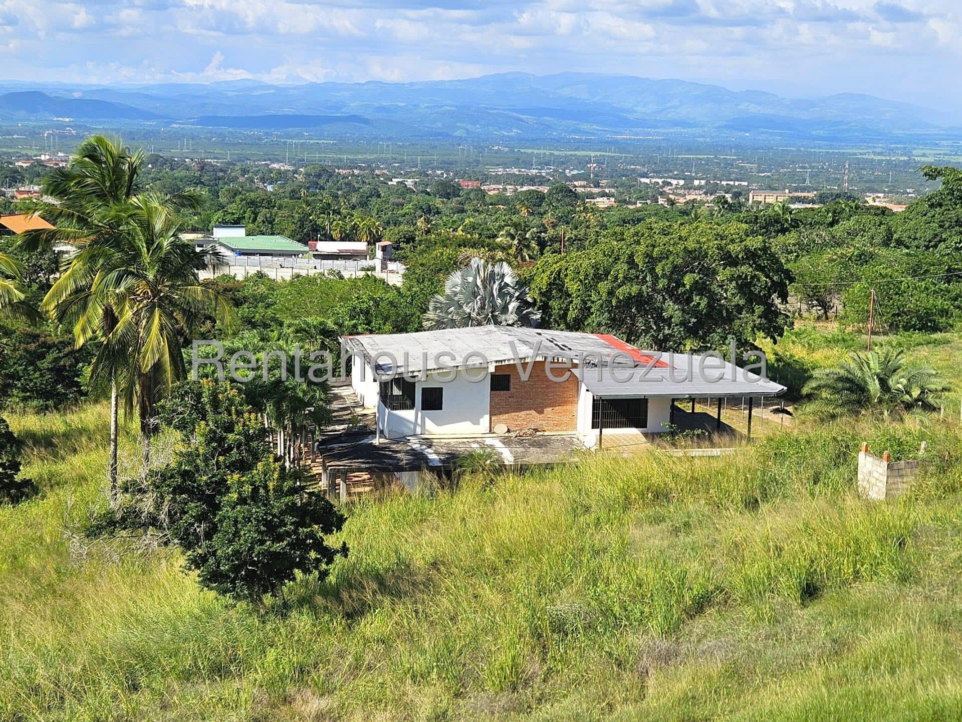 Local comercial en venta en Cabudare (Los Pinos), foto 1 de 12