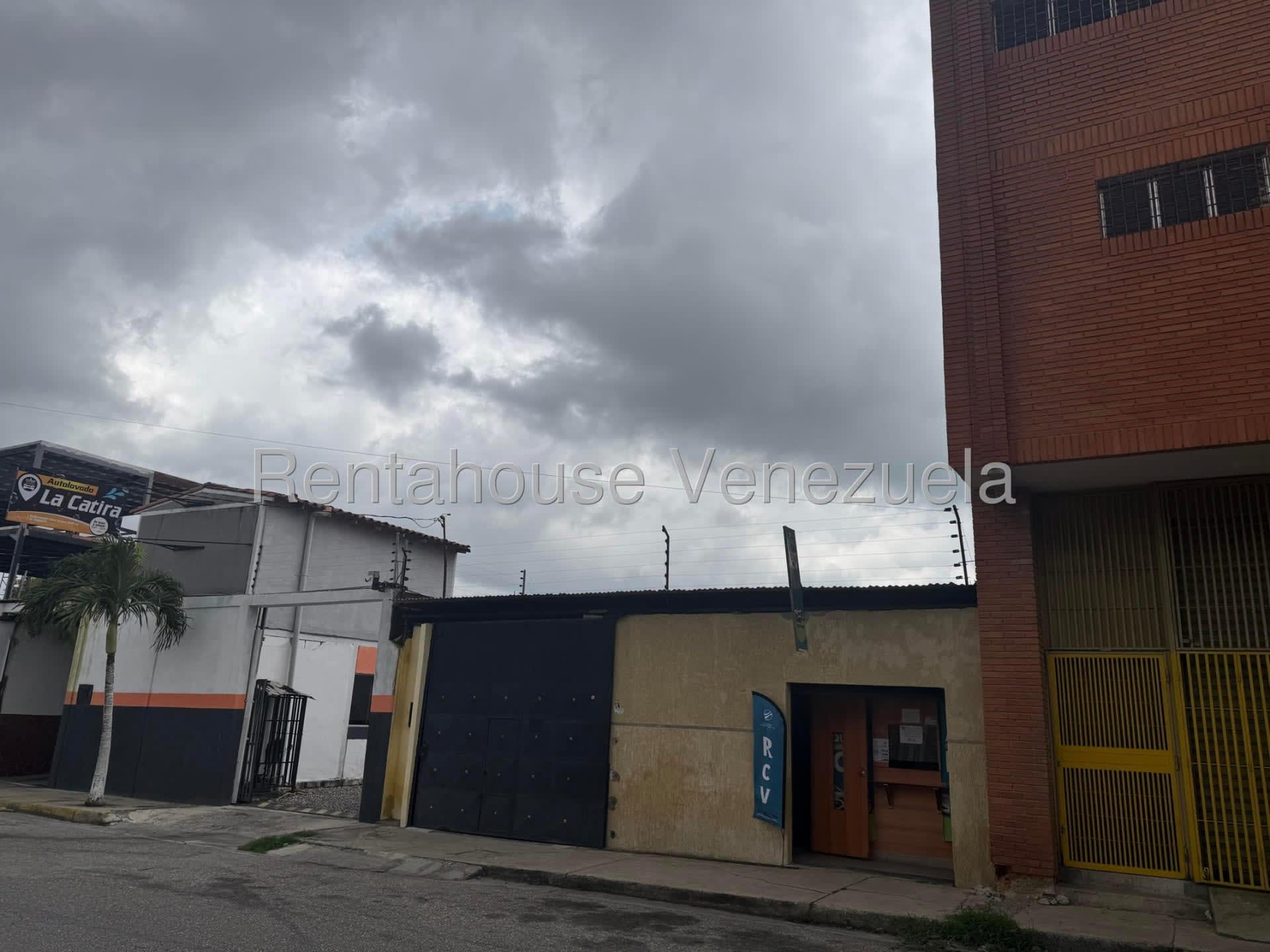 Local comercial en venta en Cabudare (La Mata), foto 3 de 12
