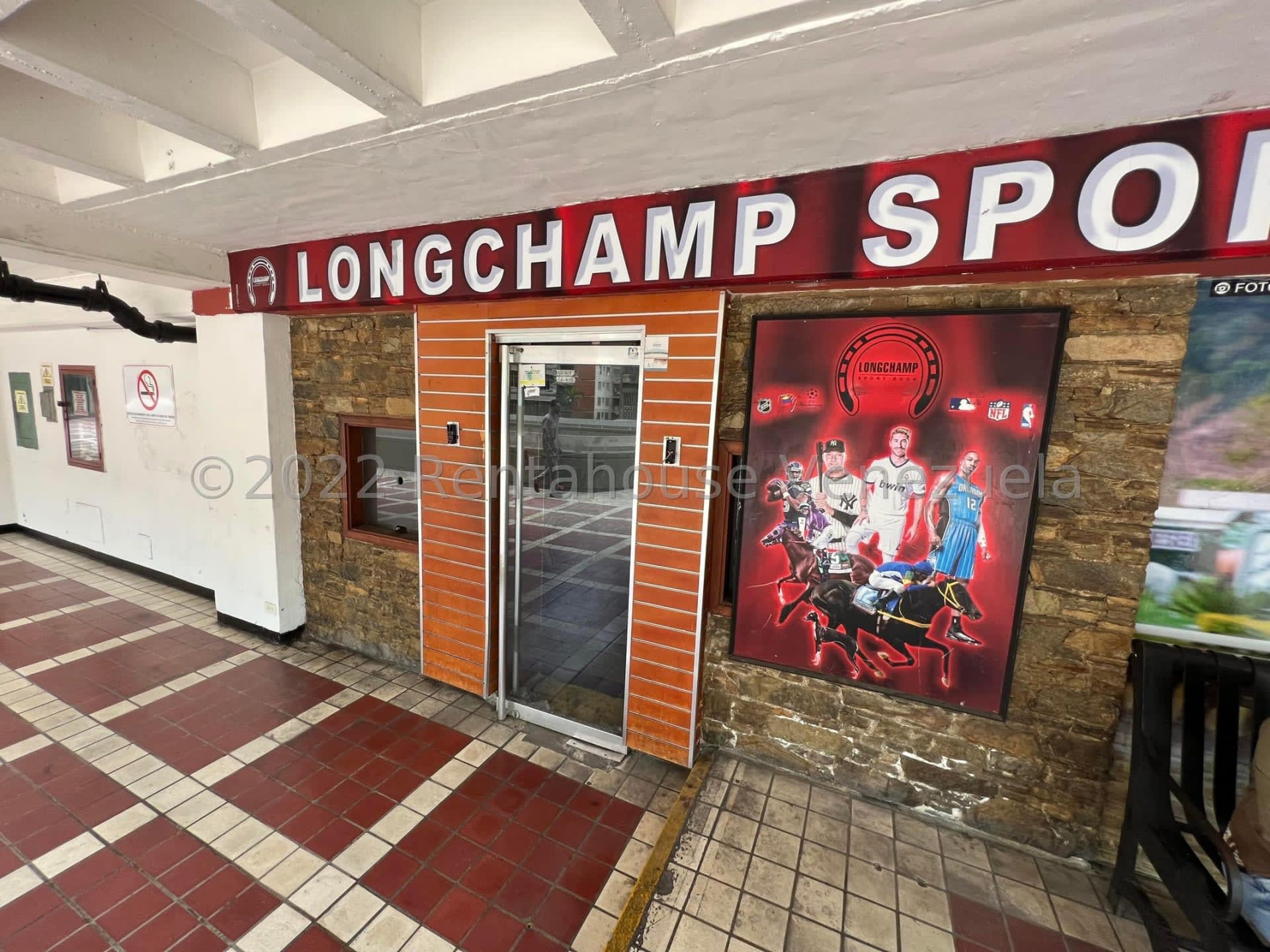 Local comercial en venta en Caracas (Los Palos Grandes), foto 1 de 12