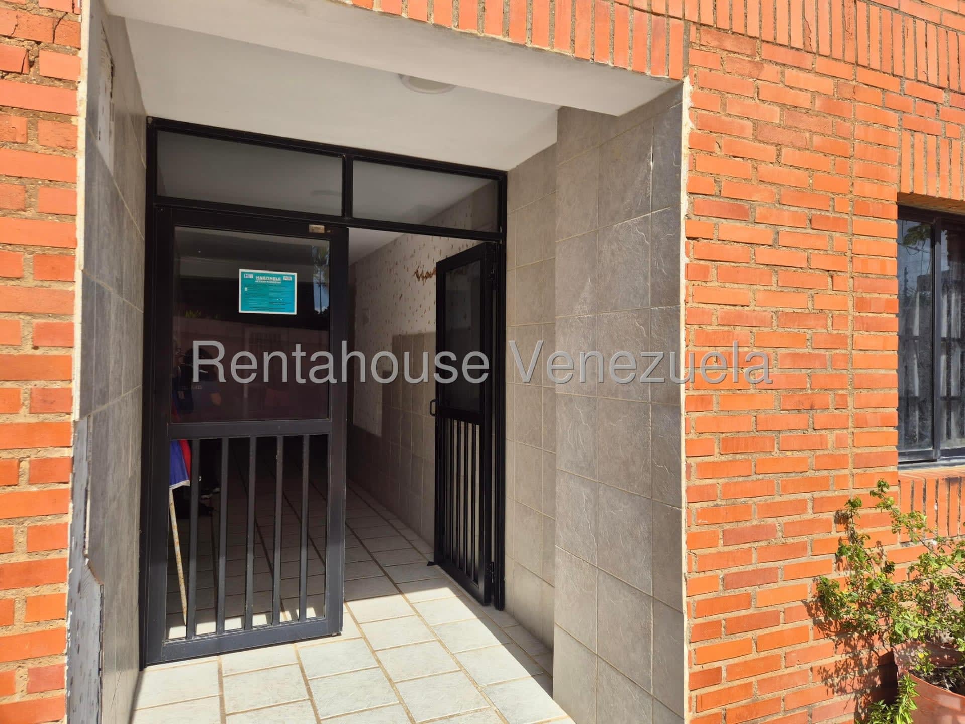 Apartamento en venta en Tucacas (Santa Rosa), foto 2 de 12
