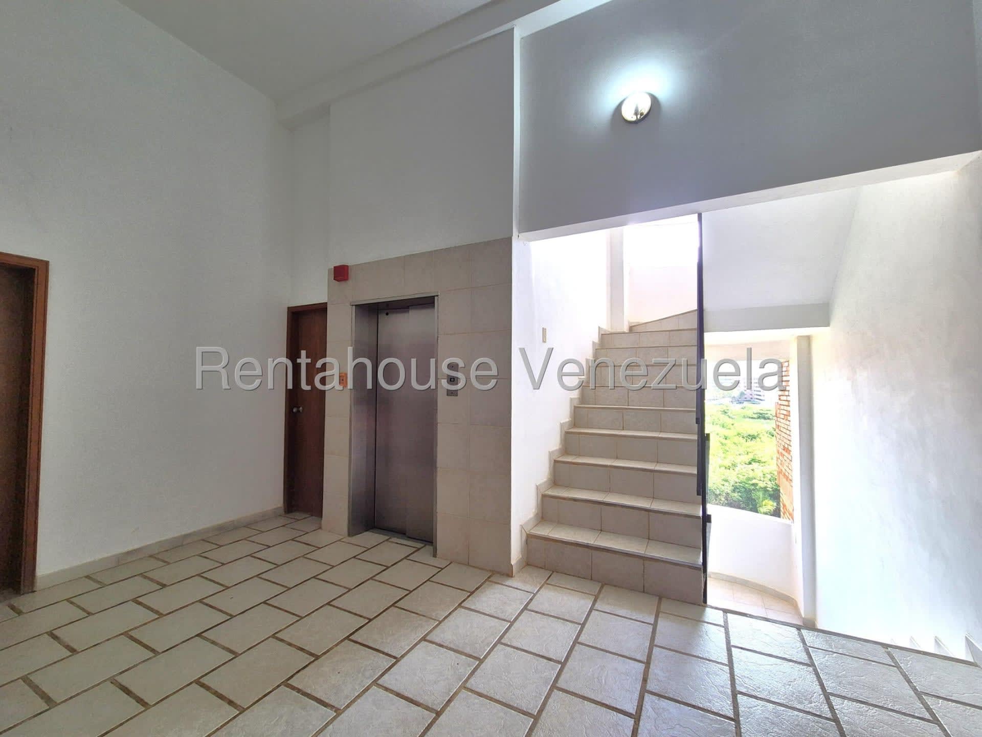 Apartamento en venta en Tucacas (Santa Rosa), foto 3 de 12