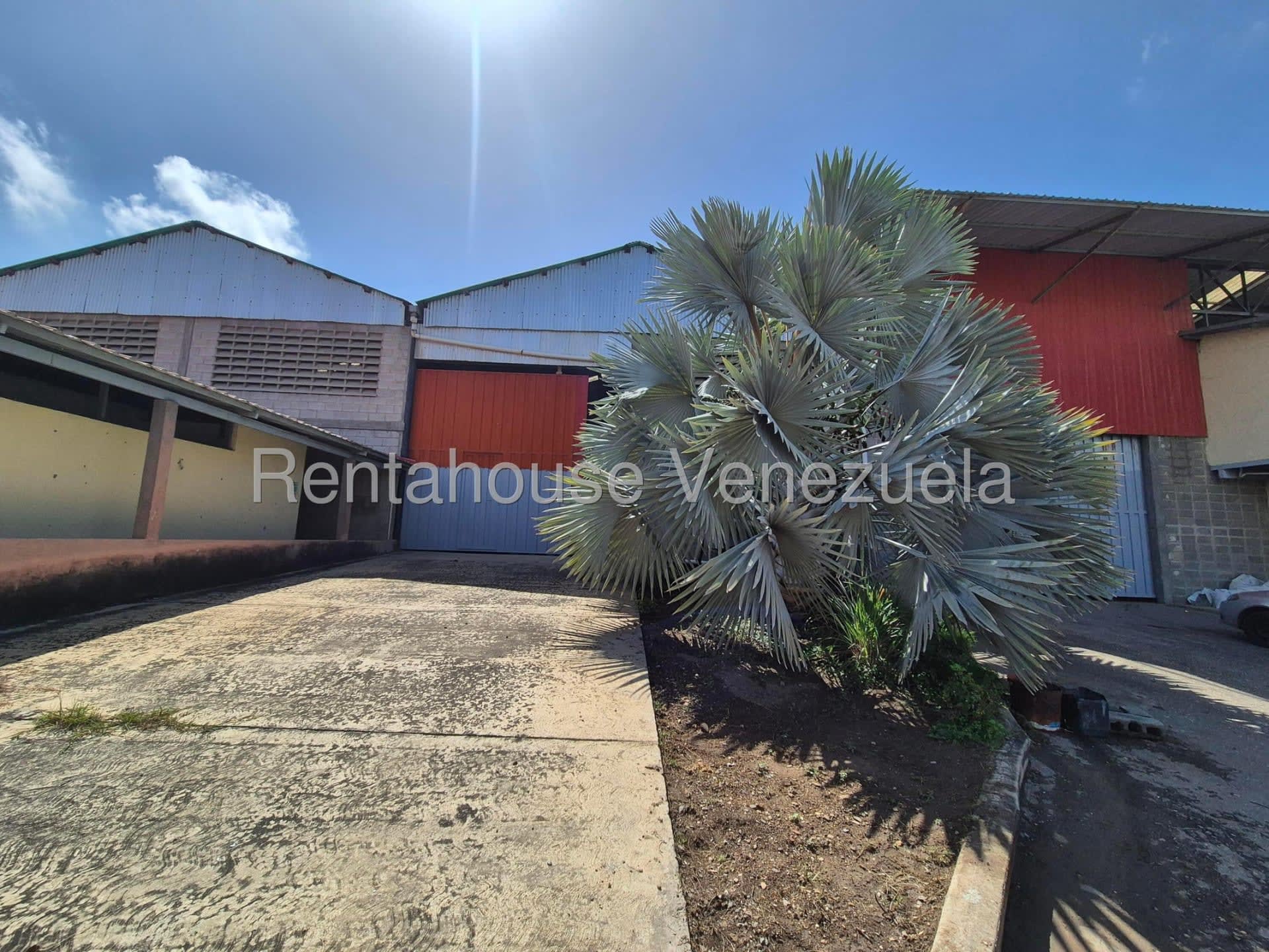 Local comercial en venta en Barquisimeto (Zona Industrial 2), foto 2 de 12
