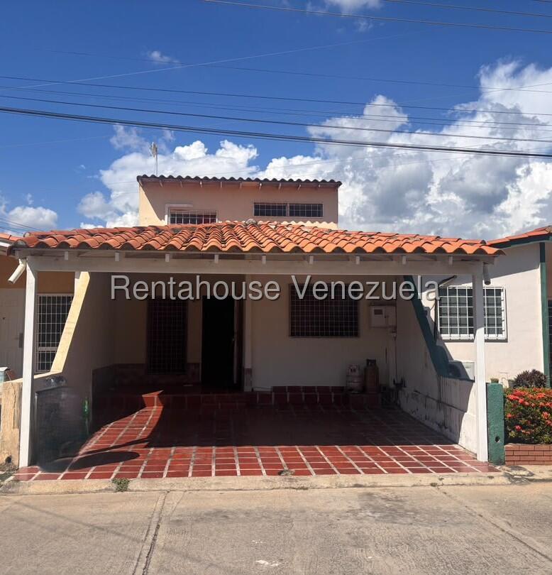 Casa en venta en Barquisimeto (Prados del Golf), foto 2 de 12