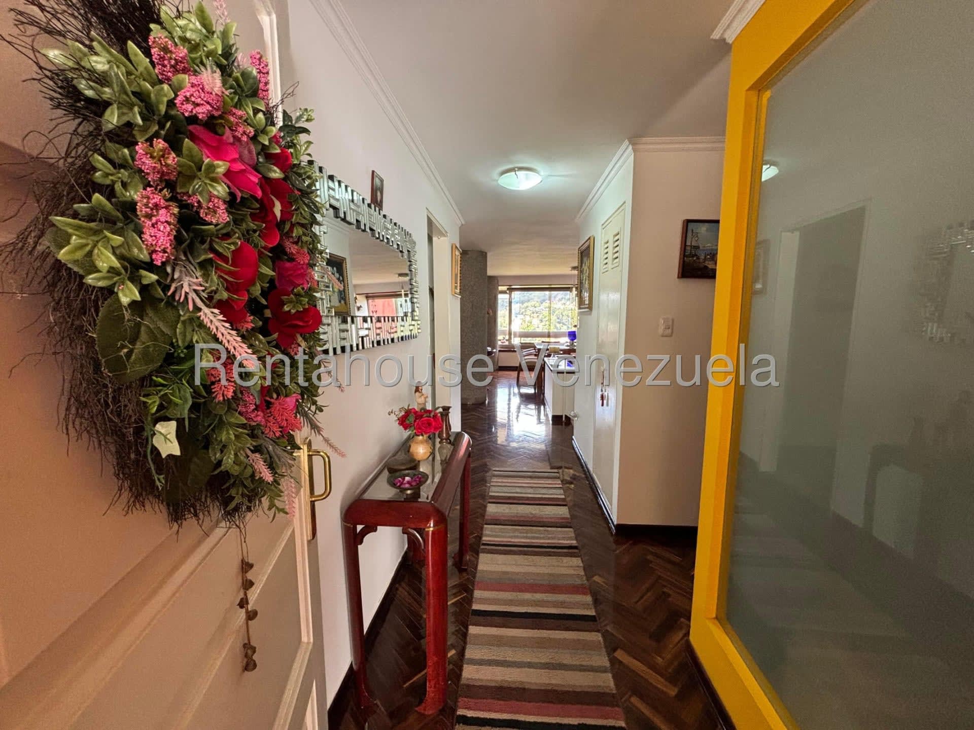 Apartamento en venta en Caracas (Los Naranjos del Cafetal), foto 2 de 12