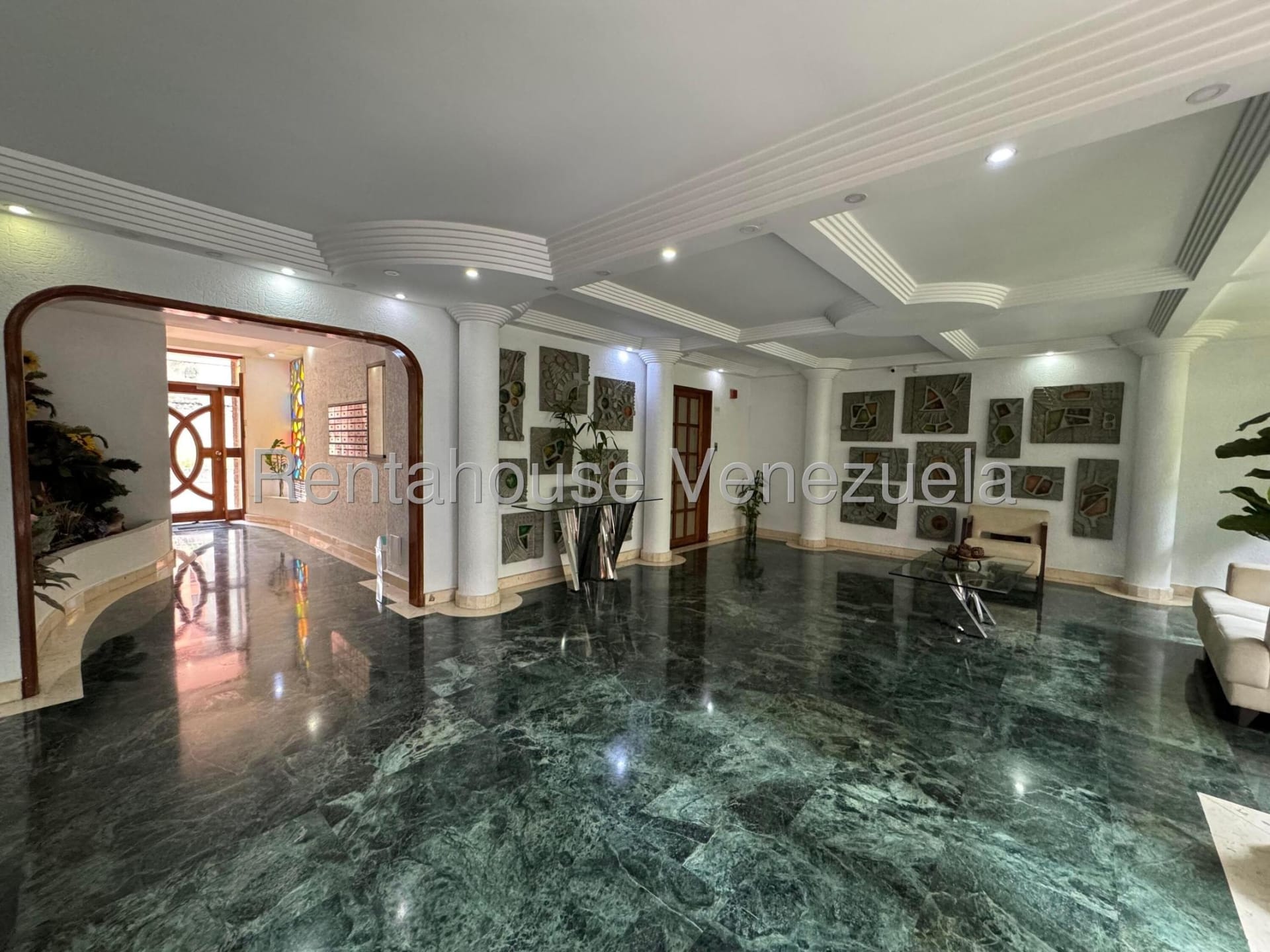 Apartamento en venta en Caracas (El Rosal), foto 2 de 12
