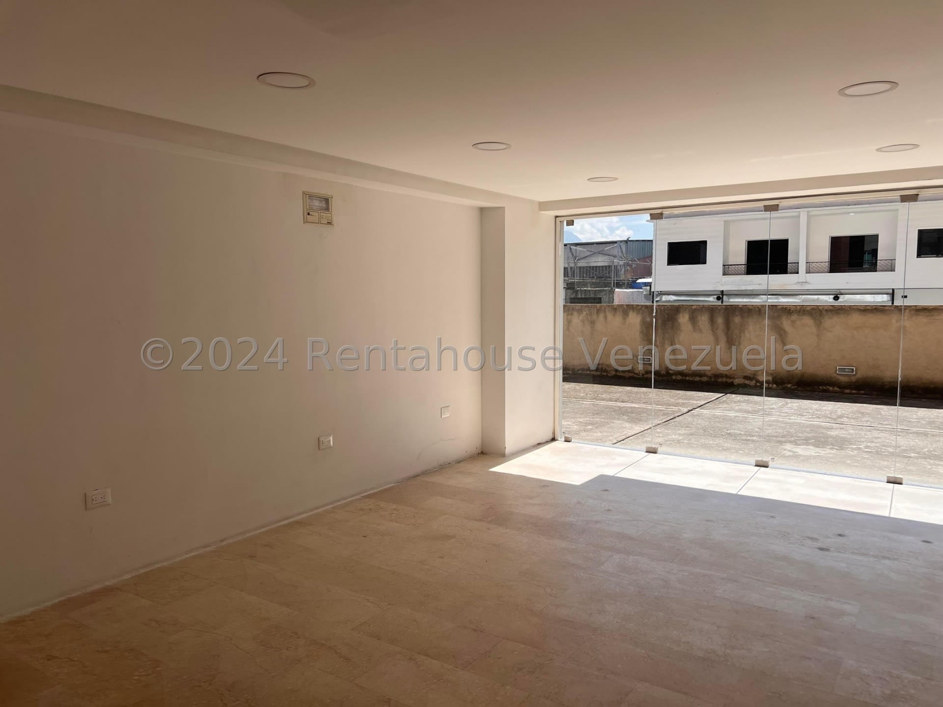 Apartamento en venta en Caracas (El Rosal), foto 4 de 12