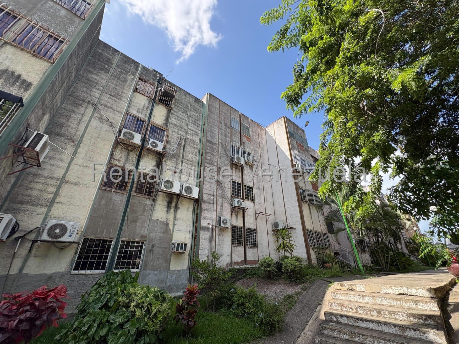 Apartamento en venta en Barquisimeto (La Arboleda), foto 3 de 12