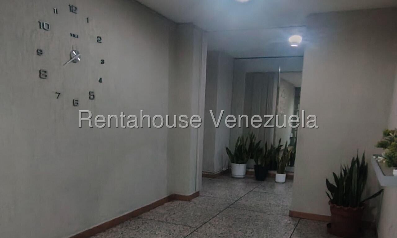 Apartamento en venta en Barquisimeto (Club Hipico Las Trinitarias), foto 3 de 12