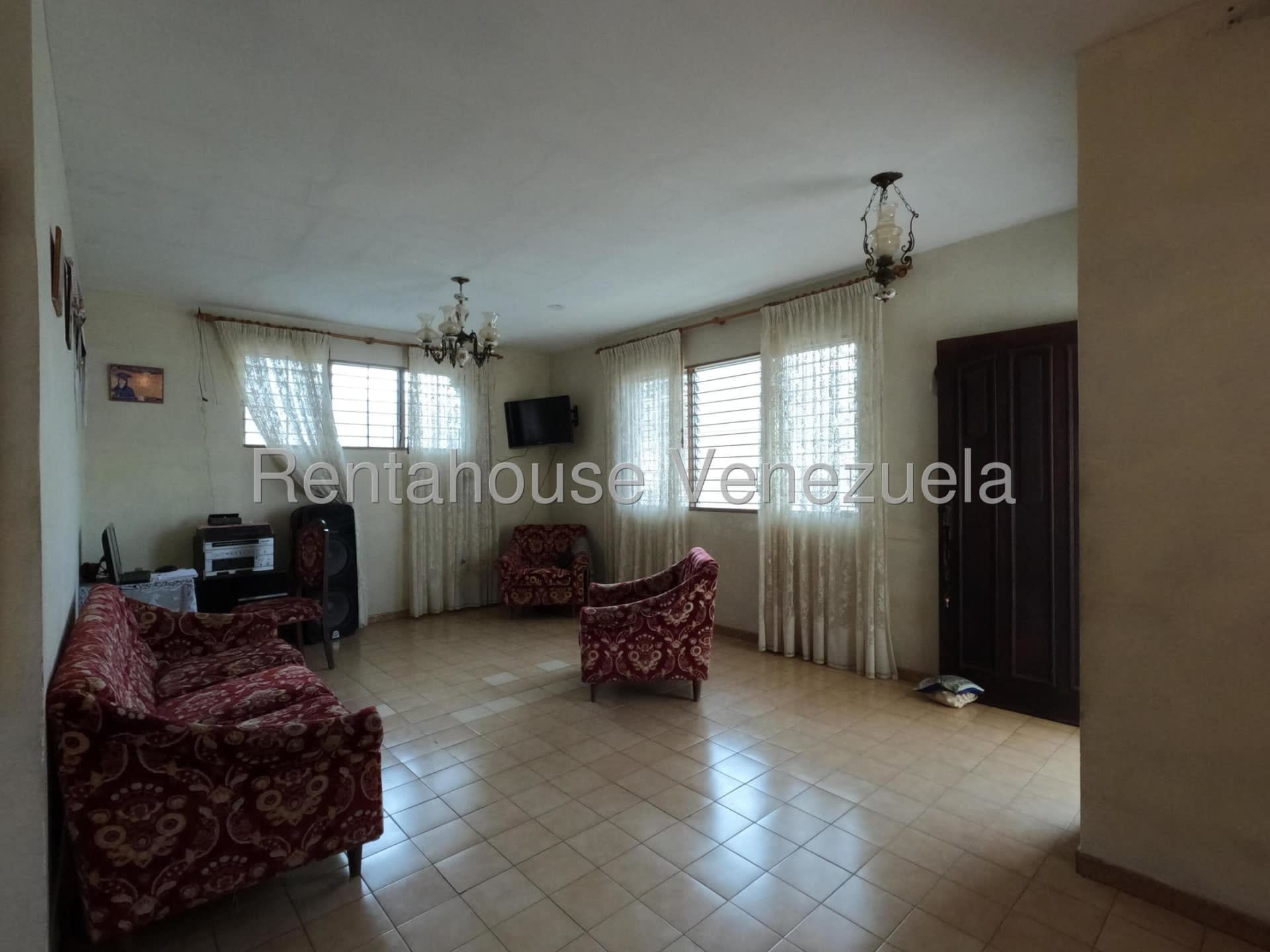 Casa en venta en Barquisimeto (Parroquia El Cuji), foto 2 de 12