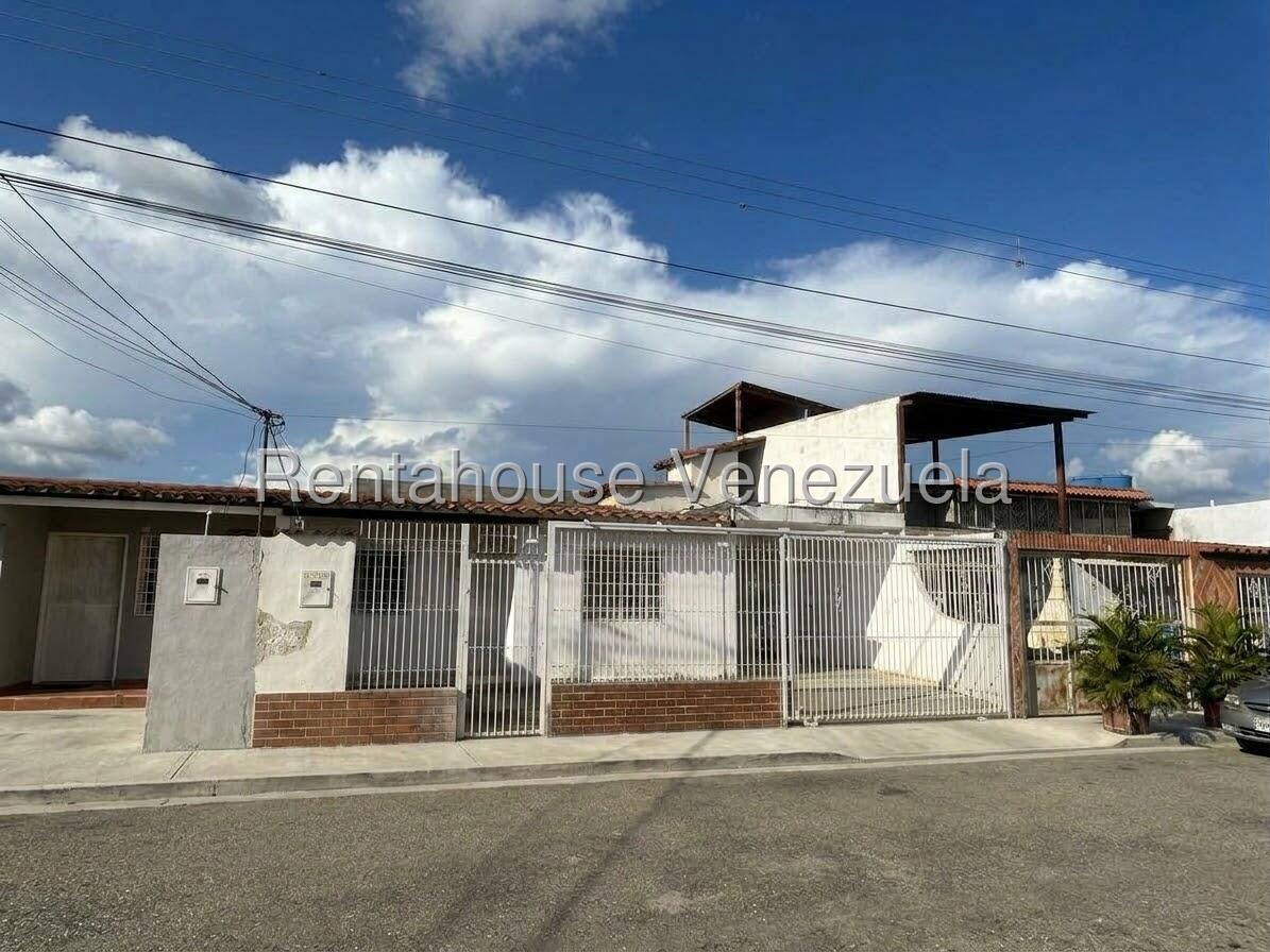 Casa en venta en Barquisimeto (Parroquia El Cuji), foto 1 de 12