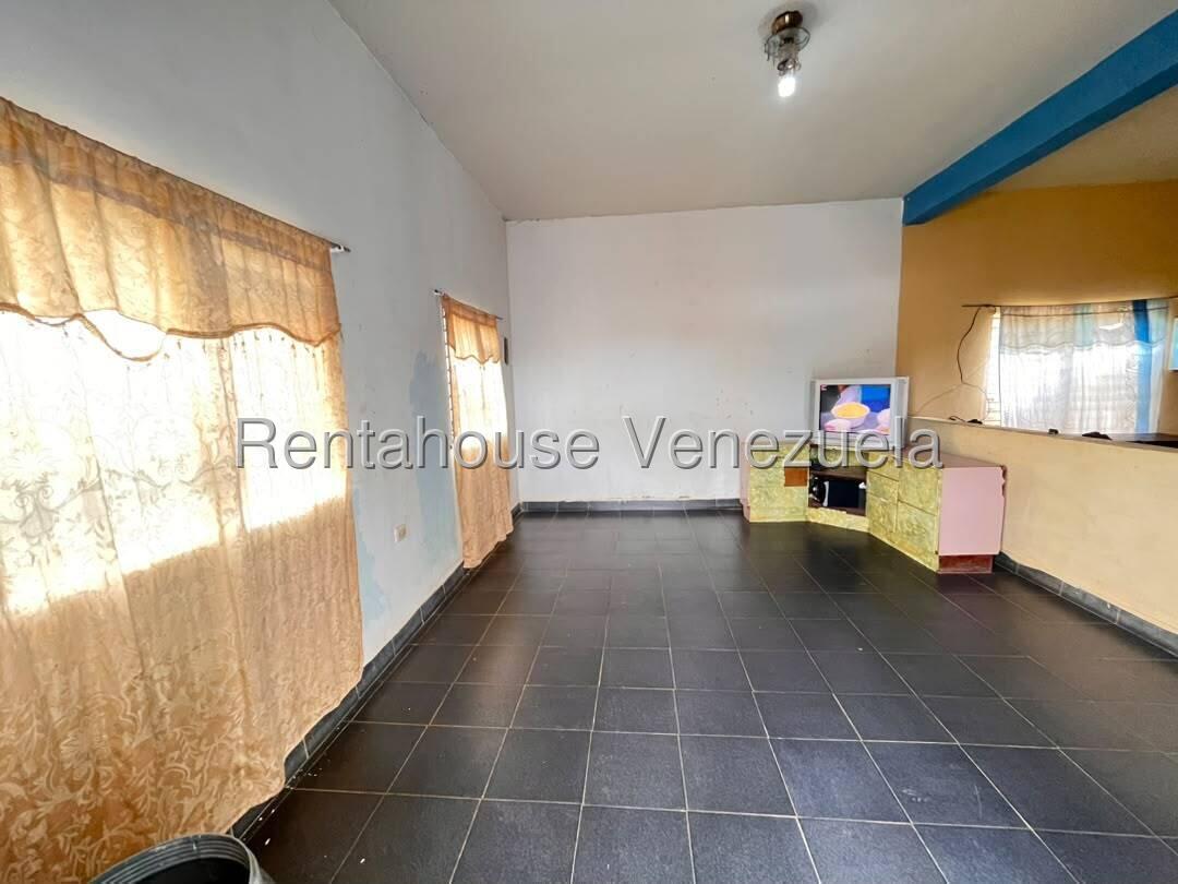 Casa en venta en Barquisimeto (Parroquia Tamaca), foto 2 de 12