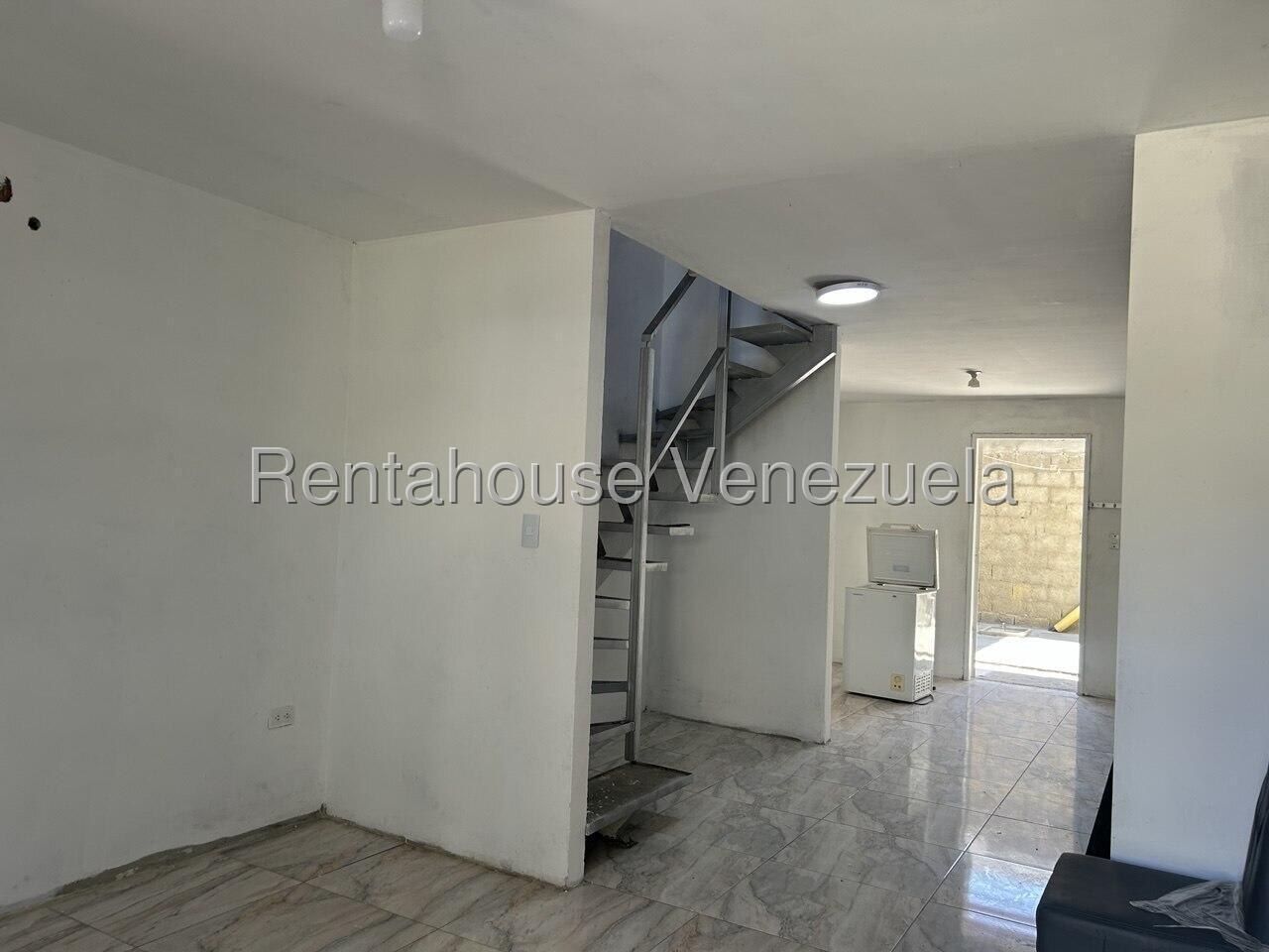 Casa en venta en Cabudare (Terrazas de la Ensenada), foto 2 de 11