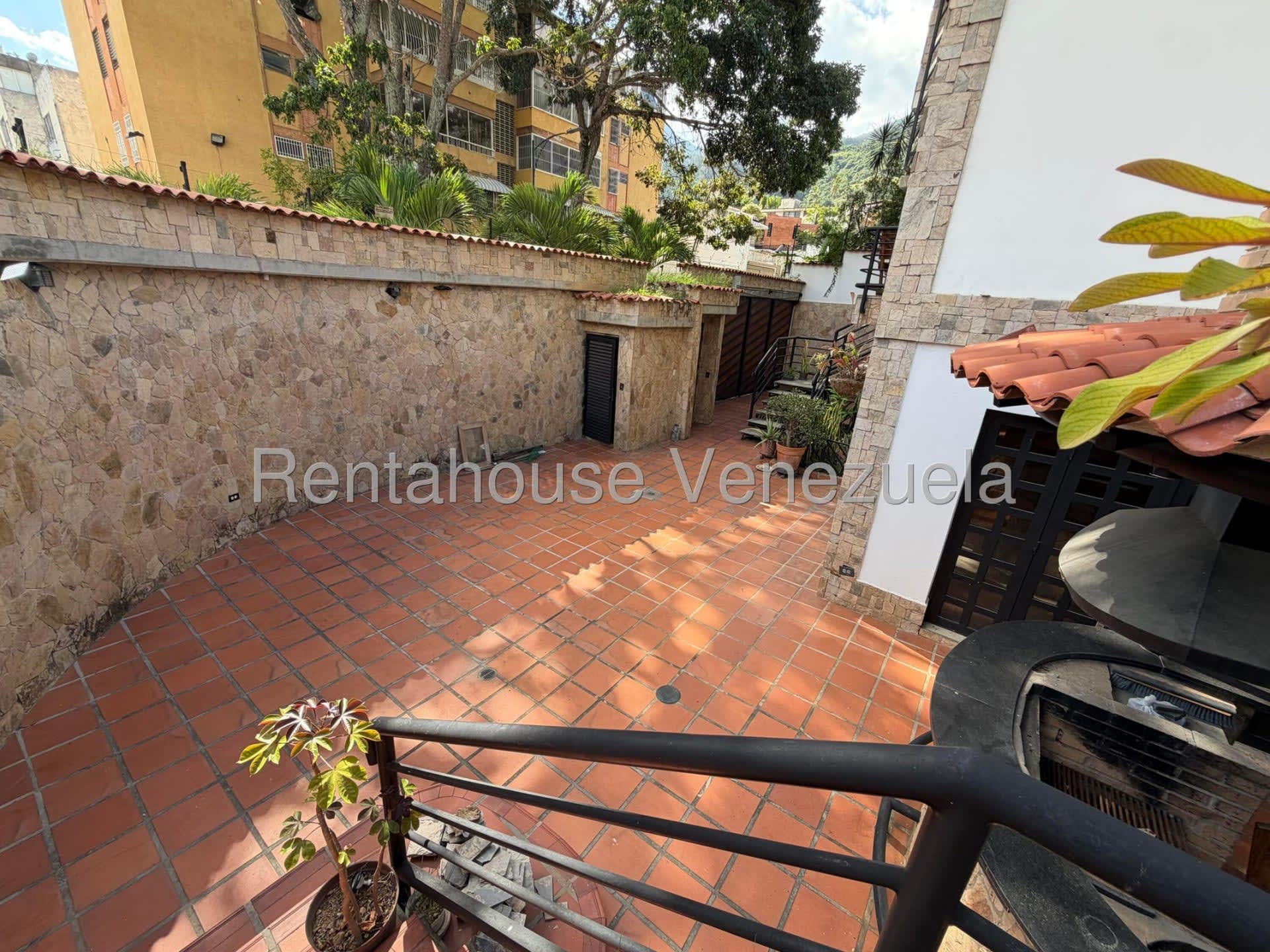Casa en venta en Caracas (El Marques), foto 2 de 12