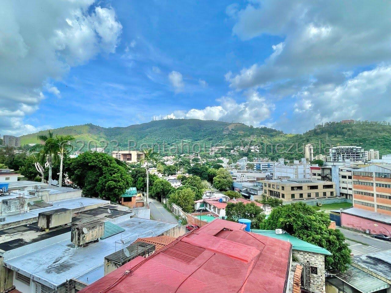 Casa en venta en Caracas (La Trinidad), foto 1 de 12