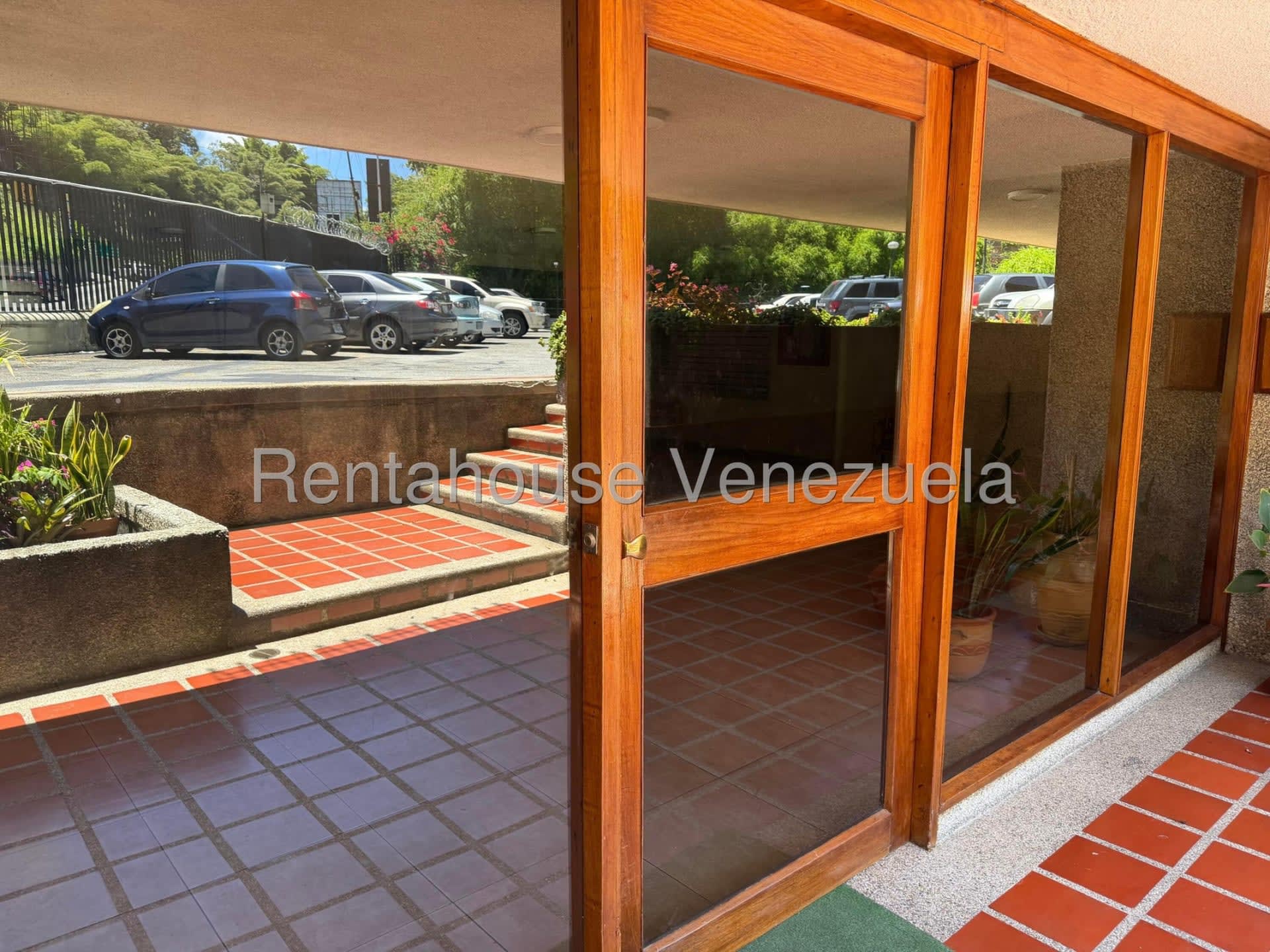 Apartamento en alquiler en Caracas (La Boyera), foto 3 de 12