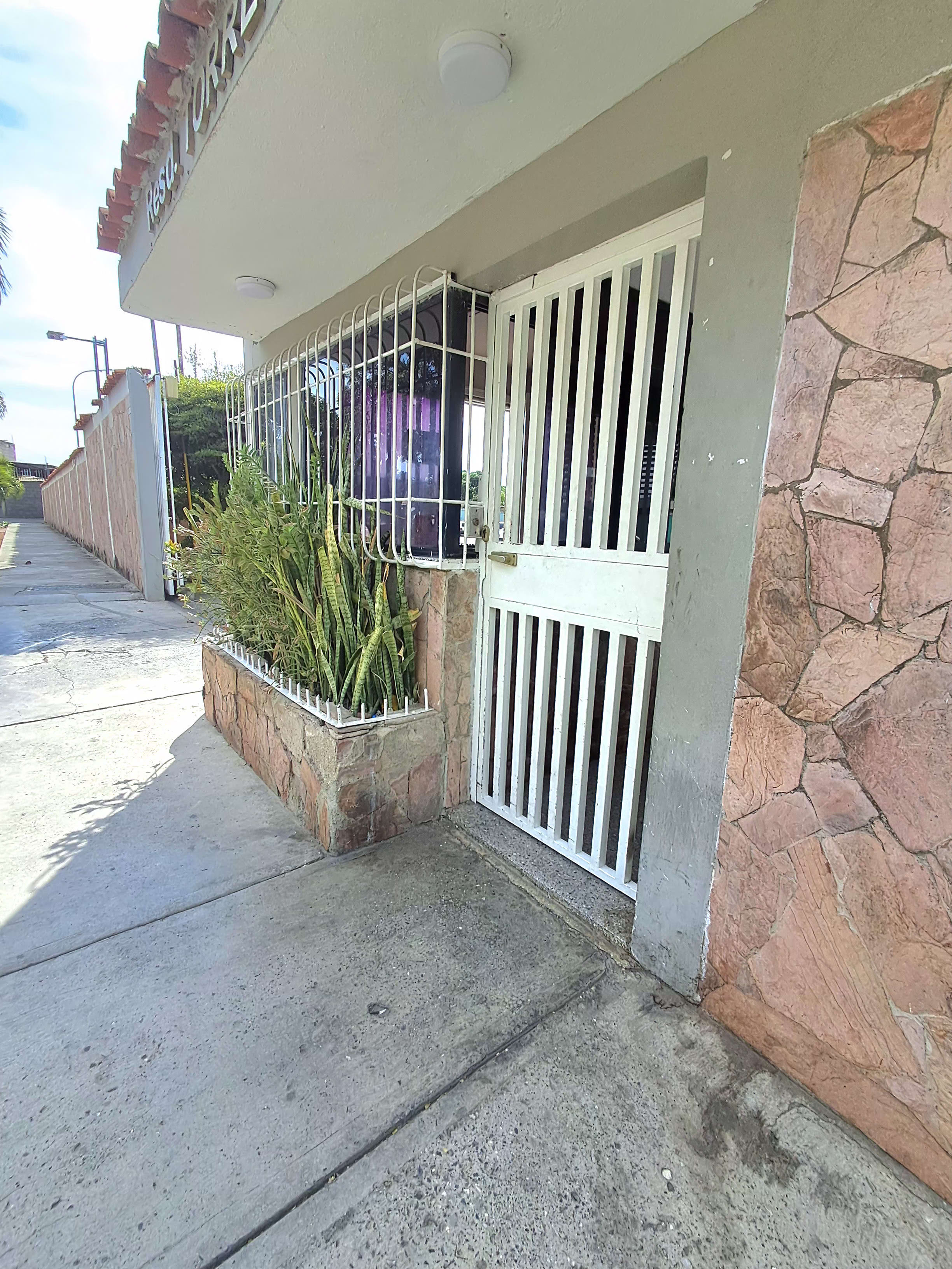 Baja de precio hermoso Apartamento en el Oeste
