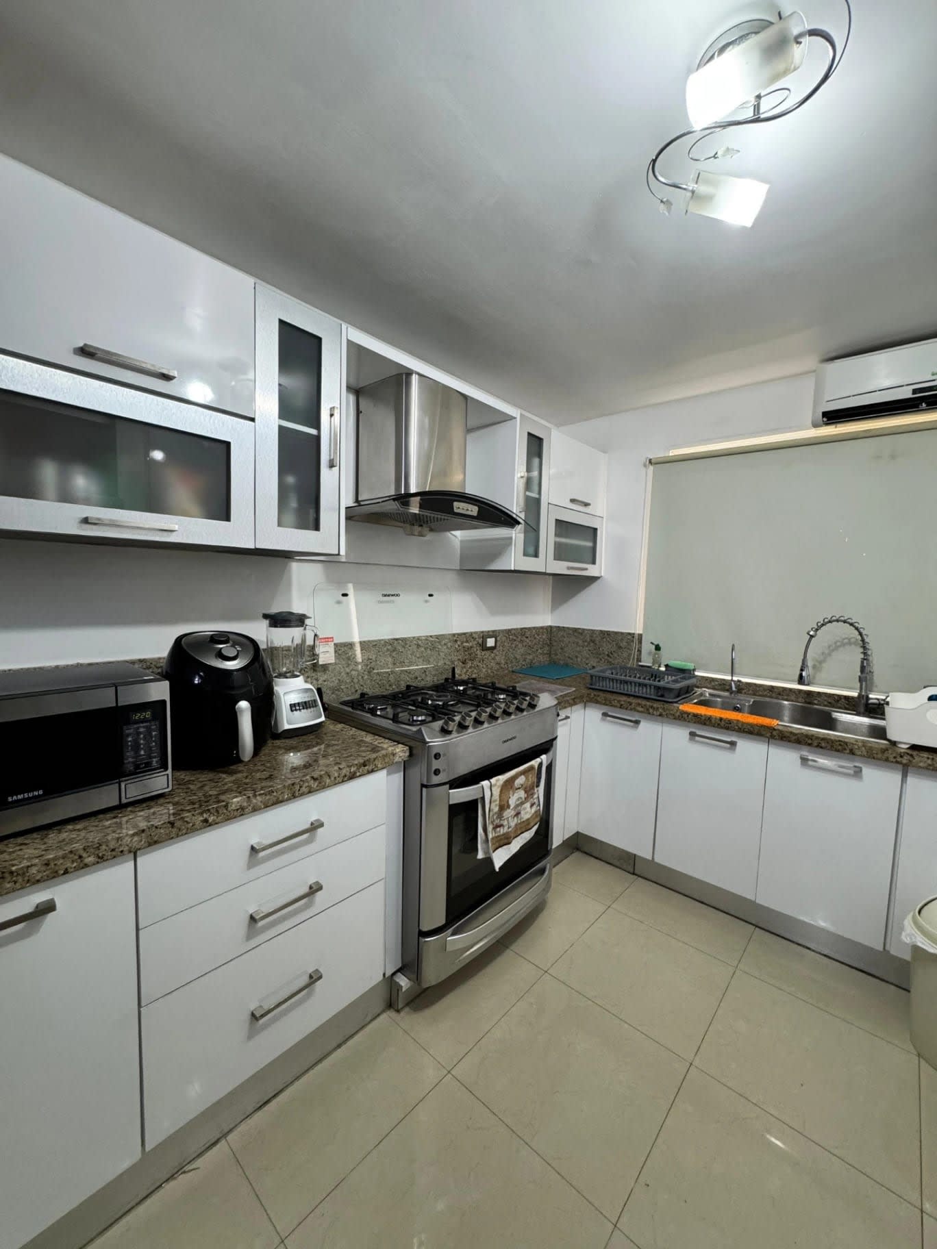 Foto 3 de Apartamento moderno y full equipado en venta, ubicado en Ciudad Roca conjunto Granate, ubicado al Este de Barquisimeto