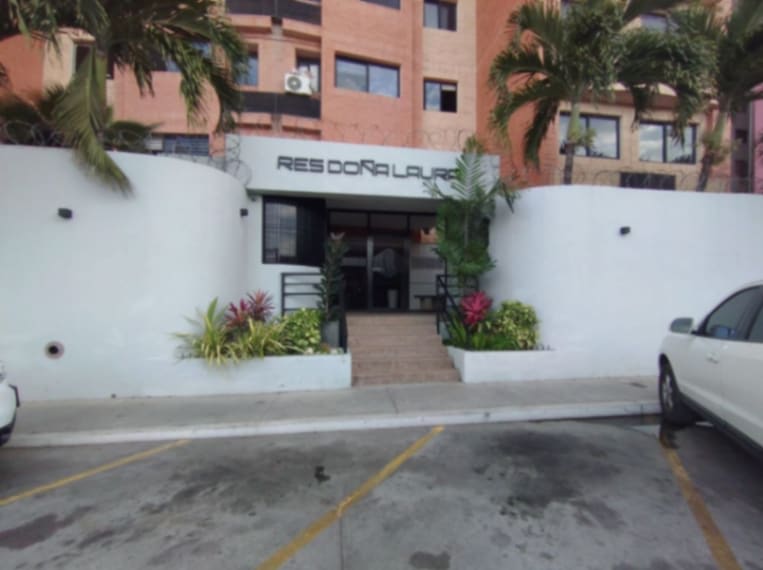 Hermoso y moderno apartamento en venta ubicado en el Centro-Oeste de Barquisimeto, Res. Doña Laura