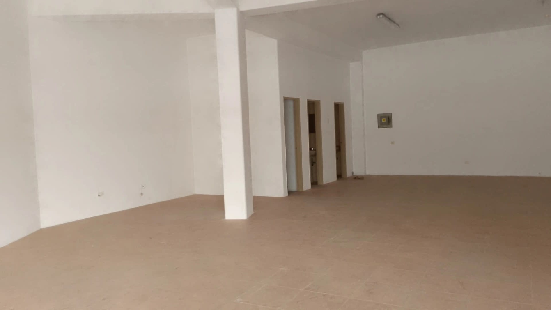 Foto 4 de PG Inmobiliaria Gold Vende Local