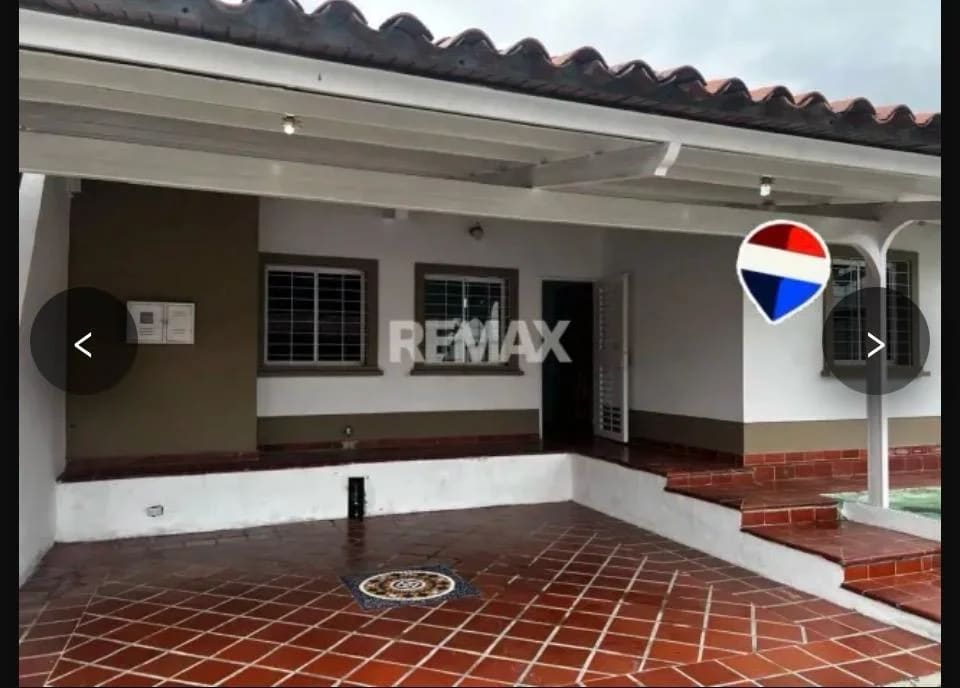 Casa en Roca del Valle