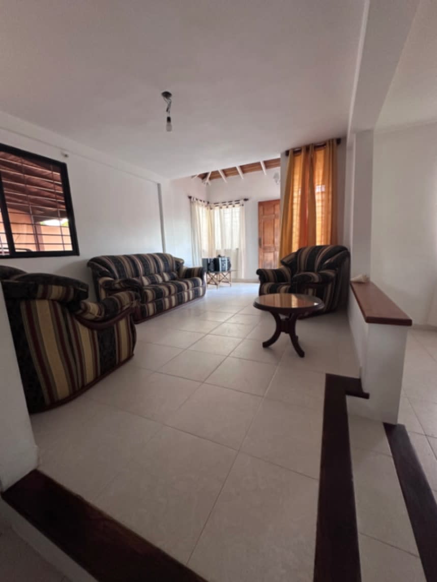 Foto 5 de Townhouse en alquiler Caña Dulce Urb Privada