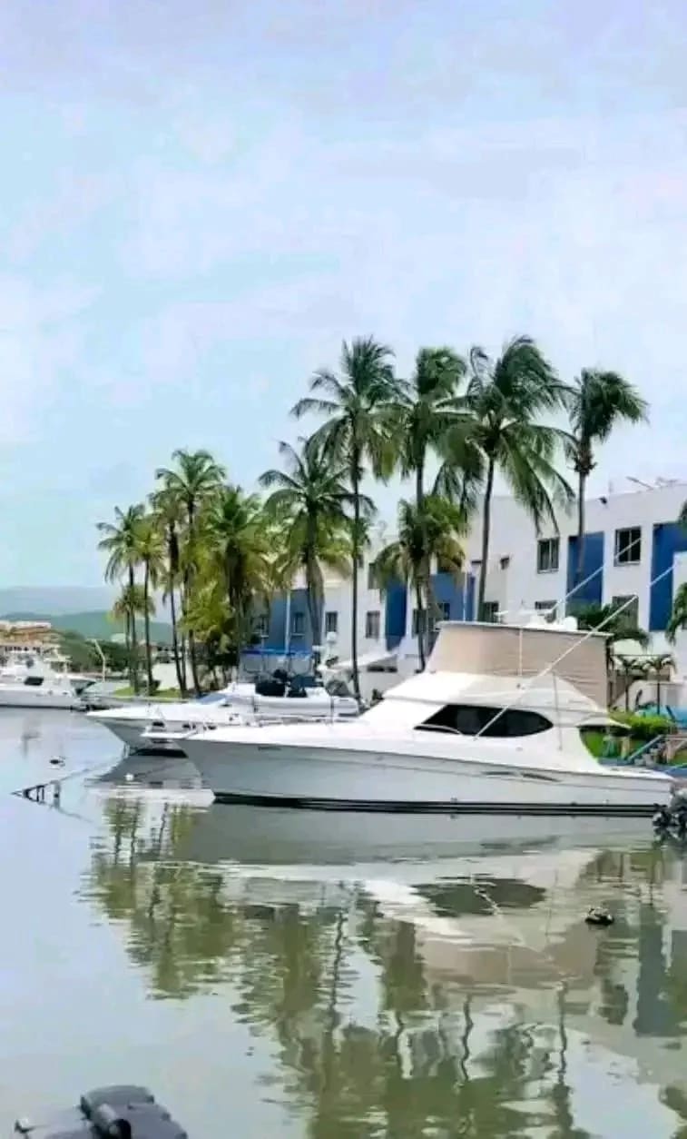 Apartamento Res. Plaza Marina
