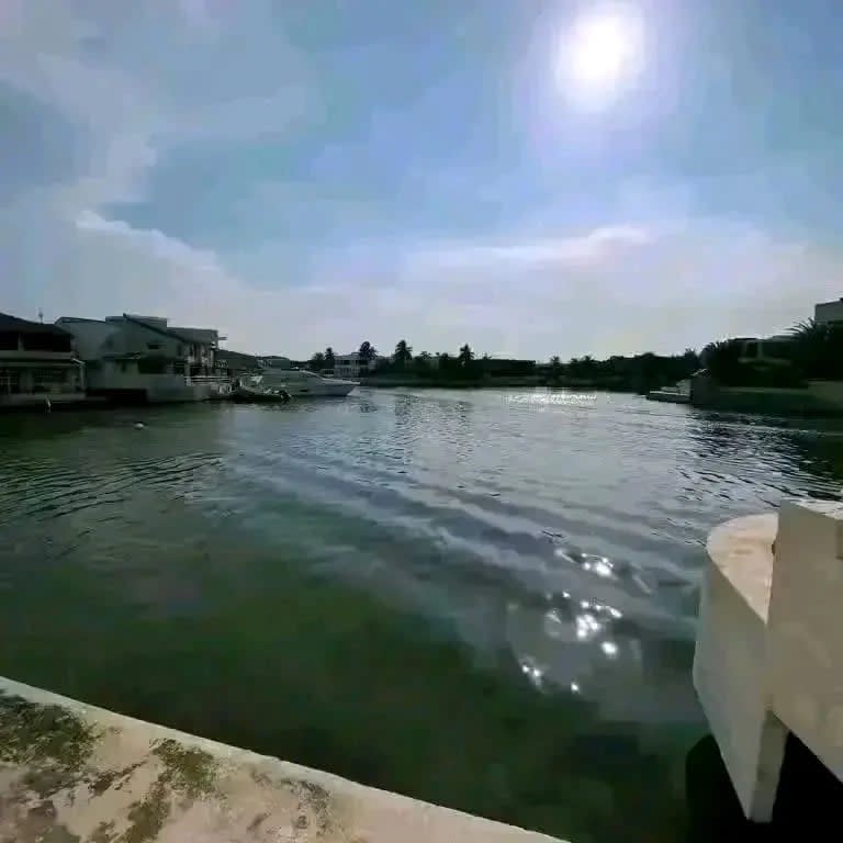 Exlusiva Casa Bote en Abanico