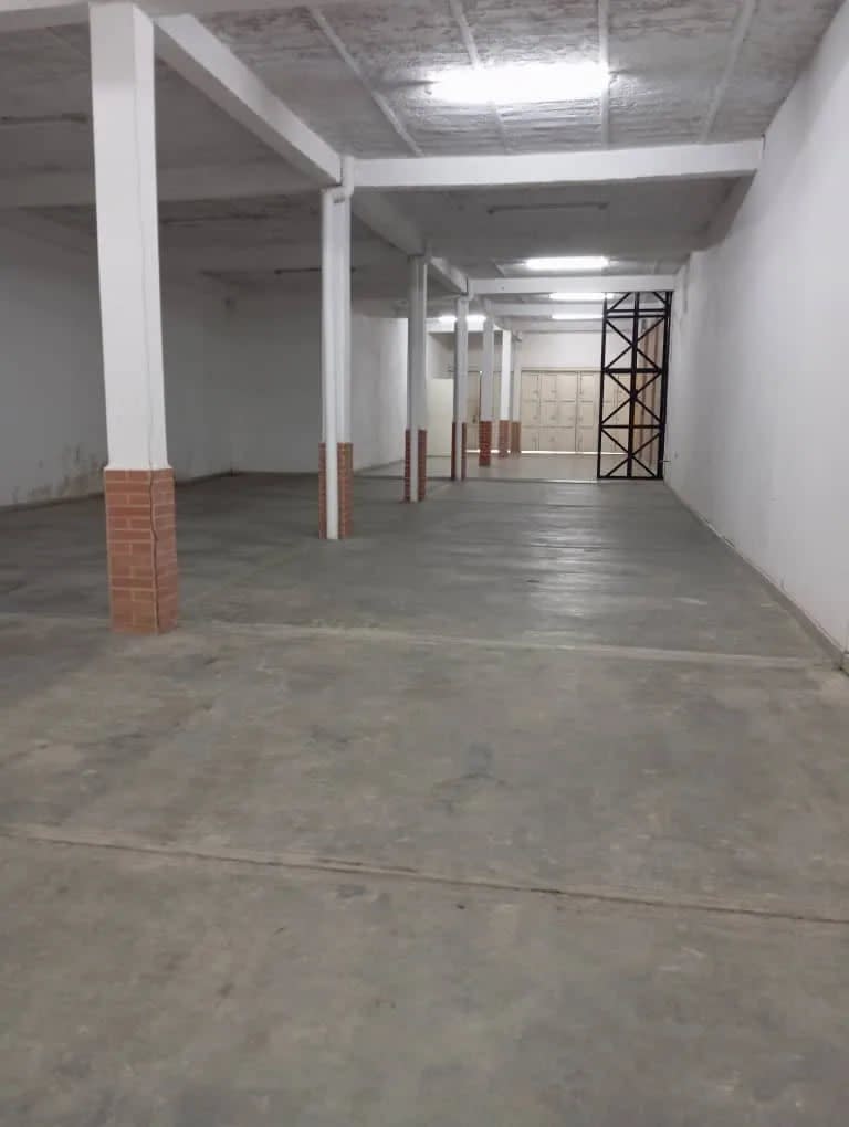 Local comercial en alquiler en Valencia