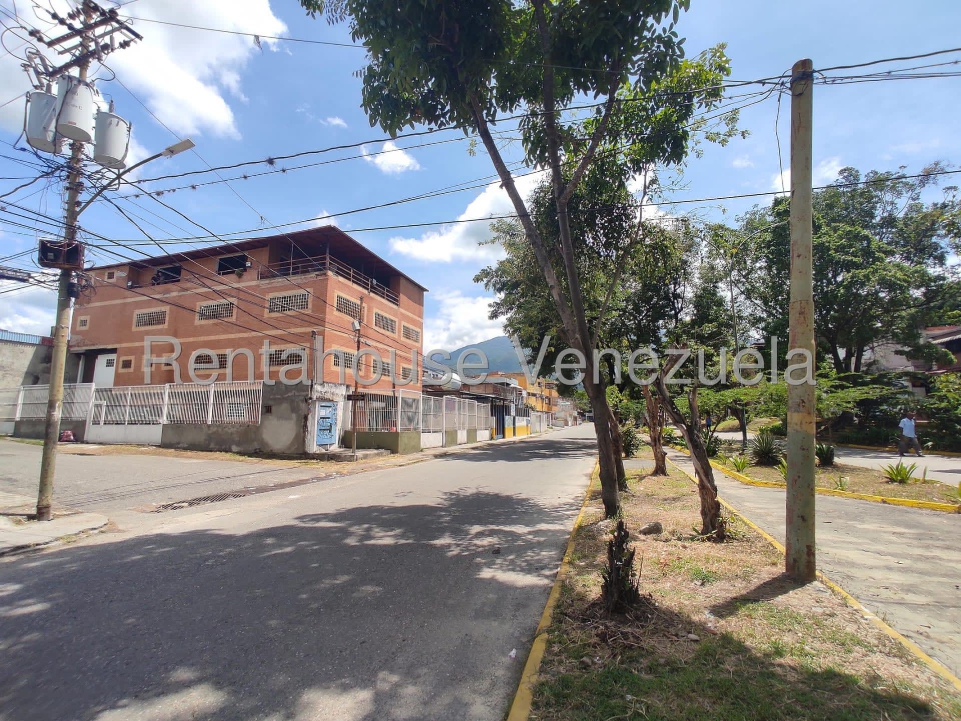 Local comercial en venta en Guatire