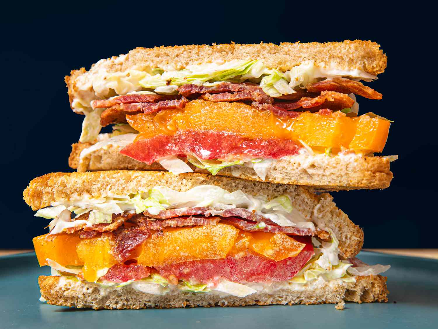 BLT Sandwich (Bacon Lettuce Tomato)