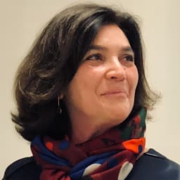Foto da Profissional autorizada mamaskind Ines