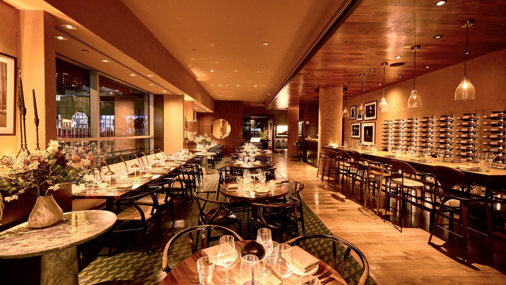 La salle du restaurant Hudson Local, à l'Ink 48