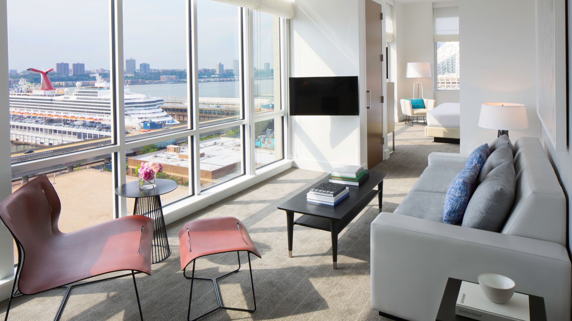 Une suite de l'Ink 48 avec vue sur l'Hudson River