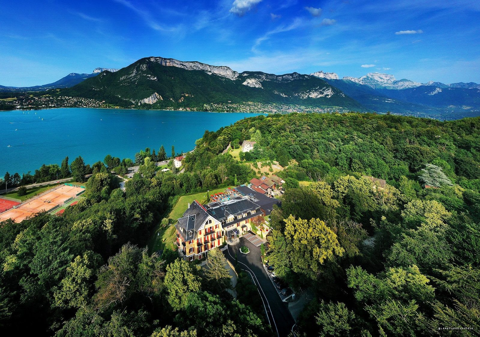 Les Trésoms, en la corniche de Annecy, dominando el lago