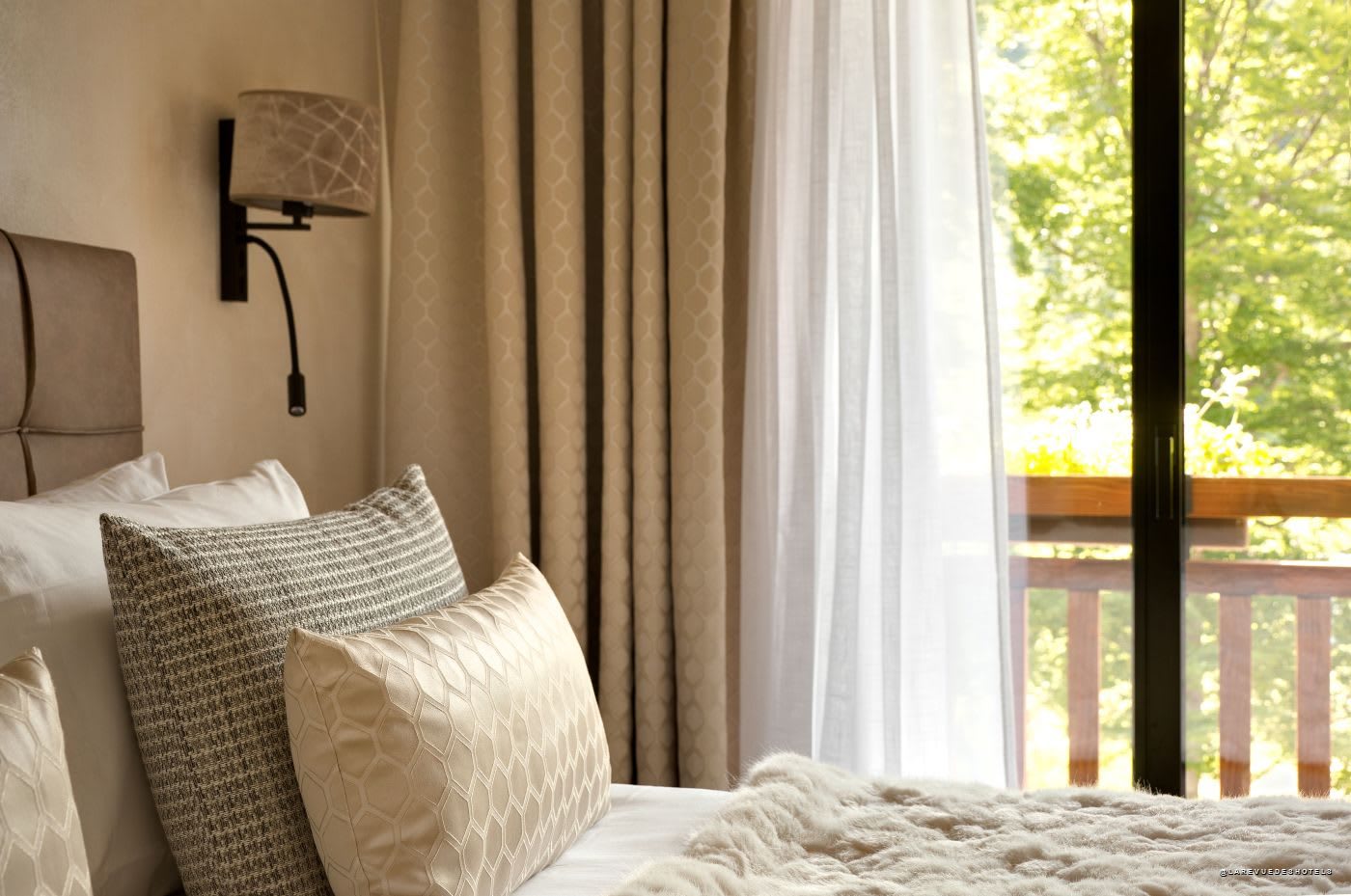 A room at Chalet Frère Joseph, opening onto the Vosges forest