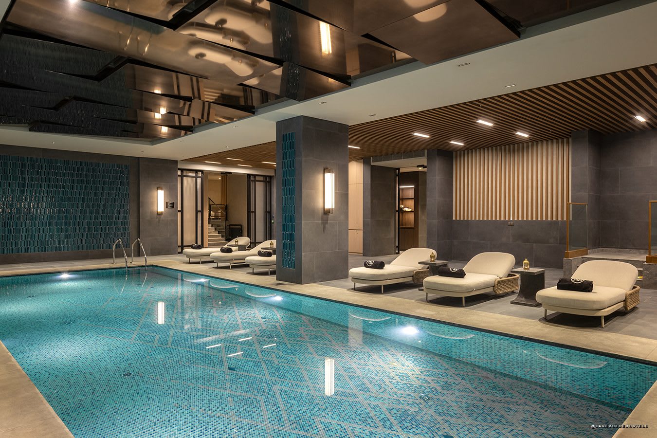 The indoor swimming pool at the Hilton Istanbul Airport
